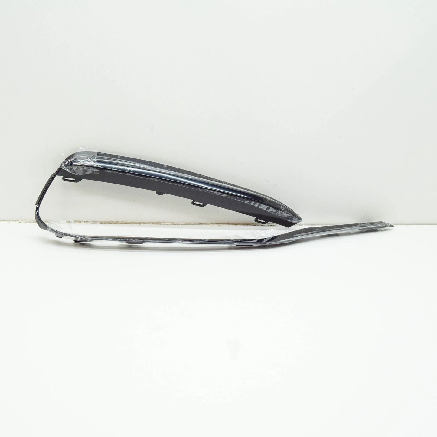 NEW BMW 3 F30 FRONT RIGHT FOG LIGHT AIR INLET FINISHER TRIM 51117396854 ORIGINAL