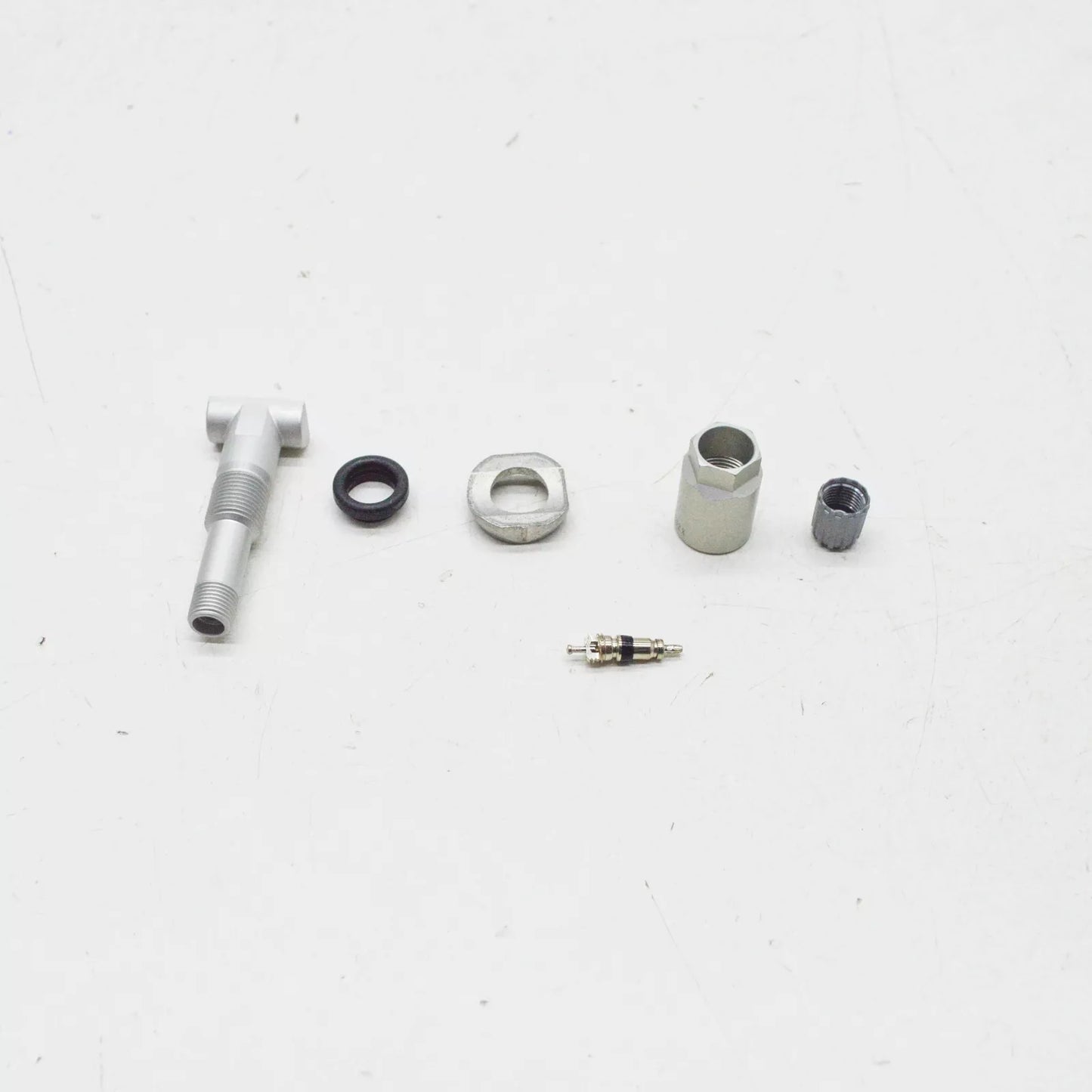 NEW MERCEDES-BENZ CLA C117 WHEEL TIRE VALVE A0004001300