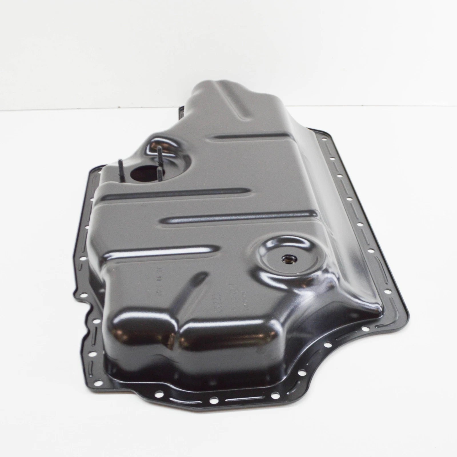 NEW AUDI A6 C6 ENGINE OIL SUMP LOWER PART 07L103602J ORIGINAL