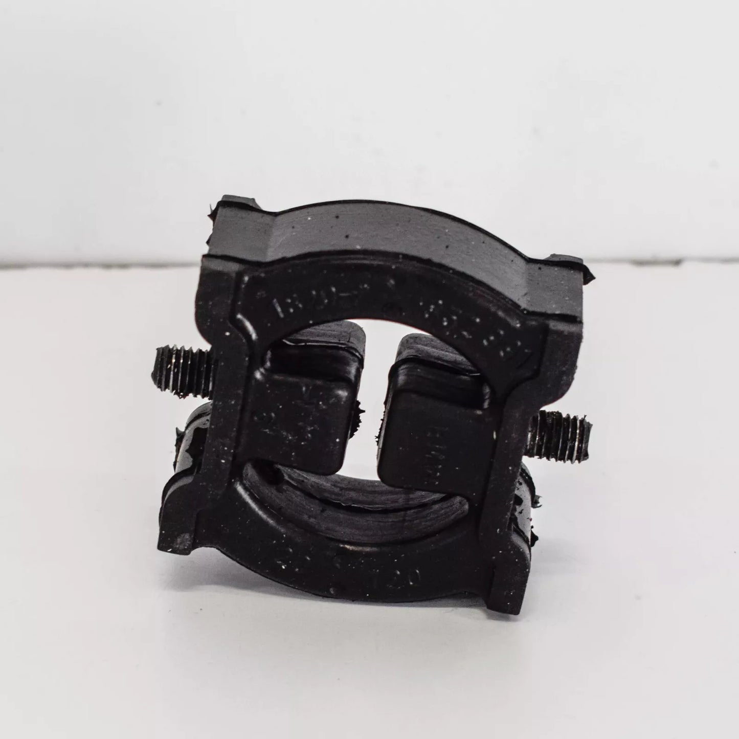 NEW BMW E92 M E90 M F10 M E60 M F12M E85M EXHAUST SYSTEM HANGER ORIGINAL