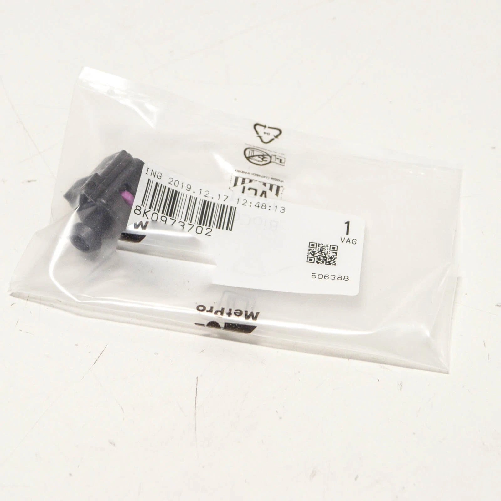 NEW AUDI A4 8K 2 PIN CONNECTOR HOUSING 8K0973702 ORIGINAL