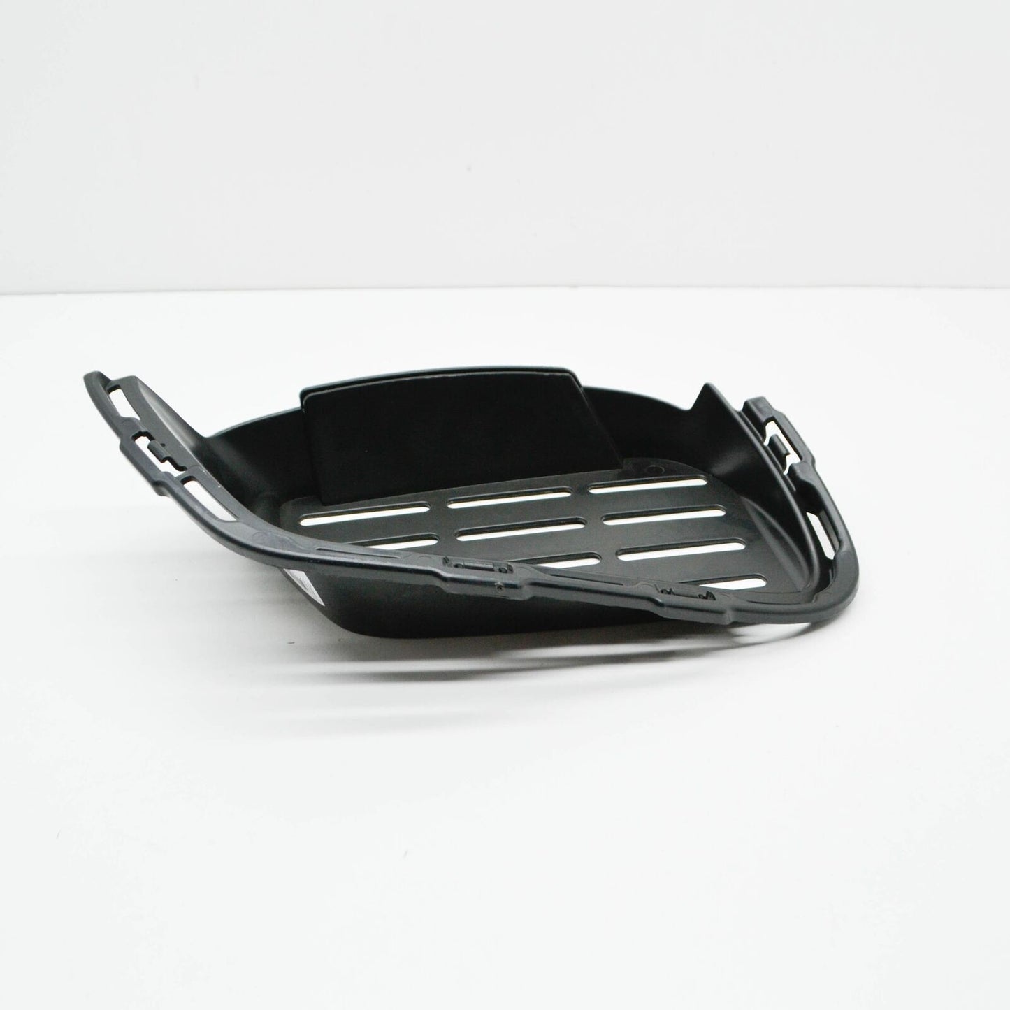 NEW MERCEDES-BENZ S W222 AMG FRONT LEFT AIR DUCT SEGMENT A2228852702 ORIGINAL