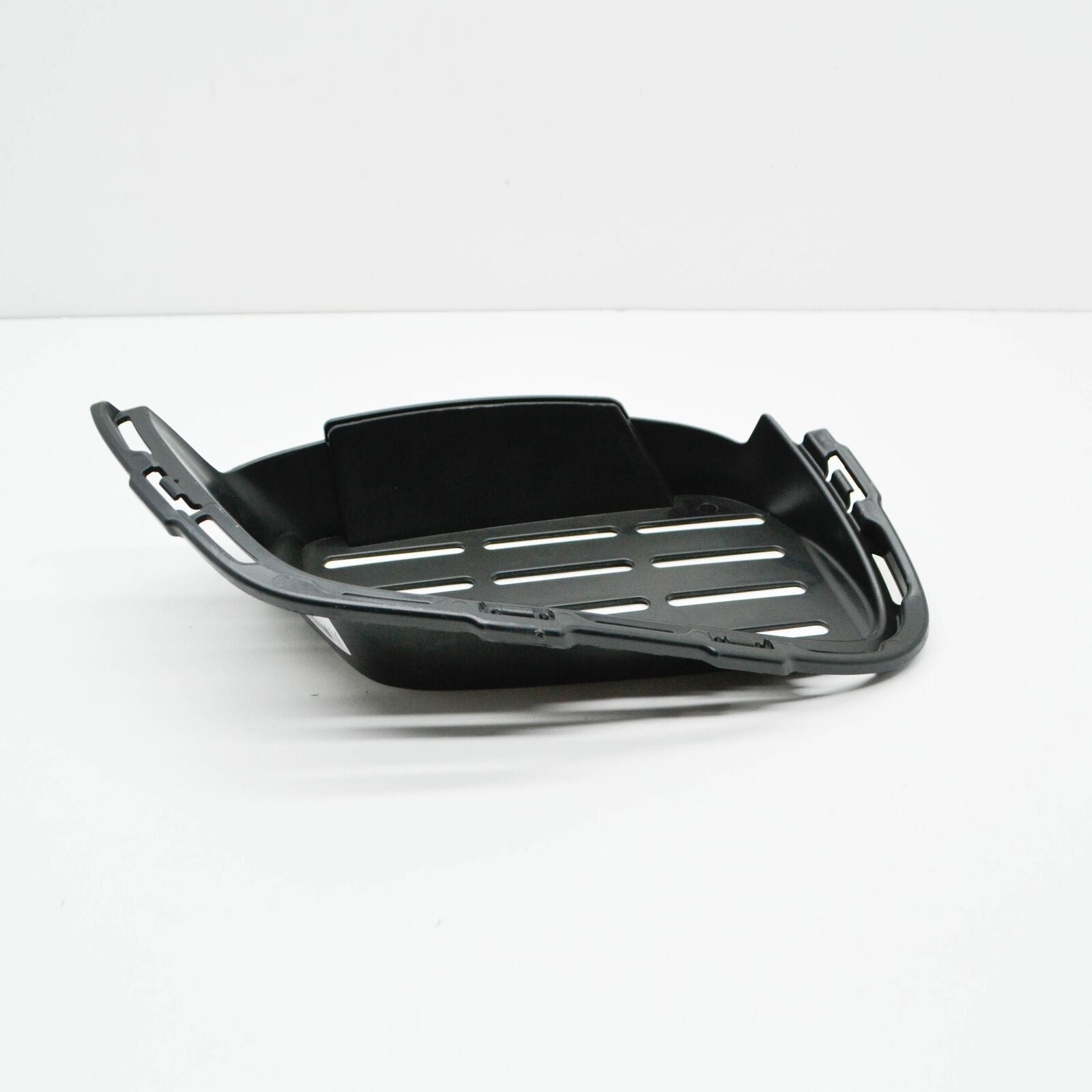 NEW MERCEDES-BENZ S W222 AMG FRONT LEFT AIR DUCT SEGMENT A2228852702 ORIGINAL