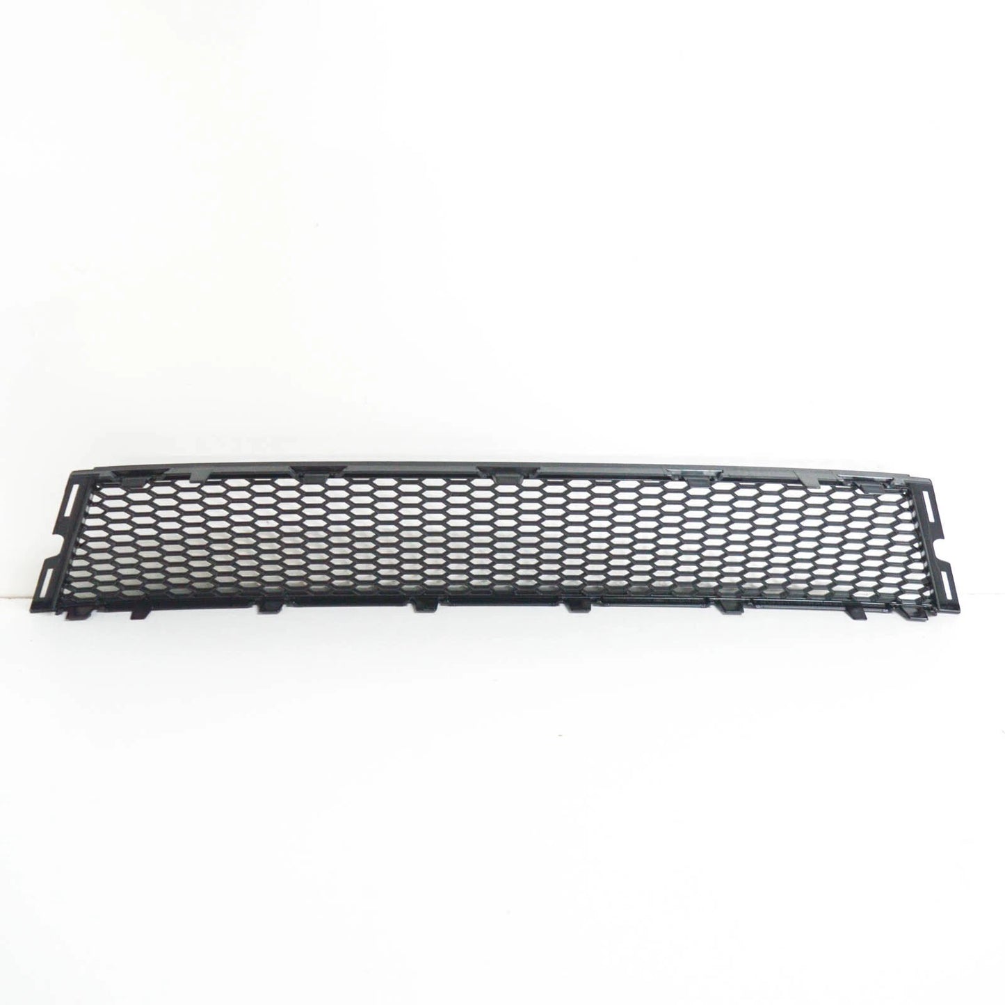 NEW BMW 3 E92 FRONT BUMPER LOWER CENTER GRILLE 51117227889 7227889 2009 ORIGINAL