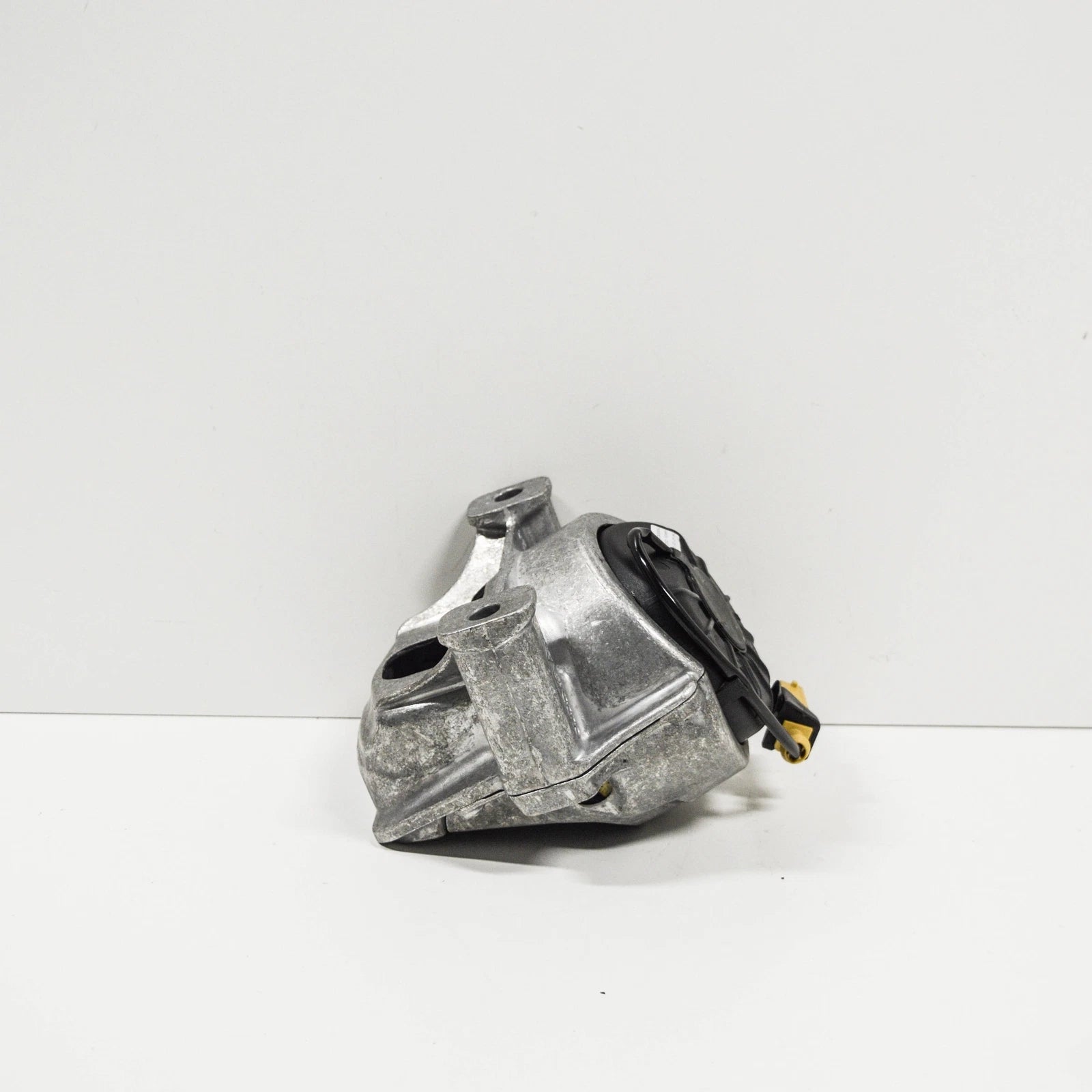 NEW AUDI Q5 8R RIGHT ENGINE MOUNT 8R0199381AK 2.0 PETROL ORIGINAL