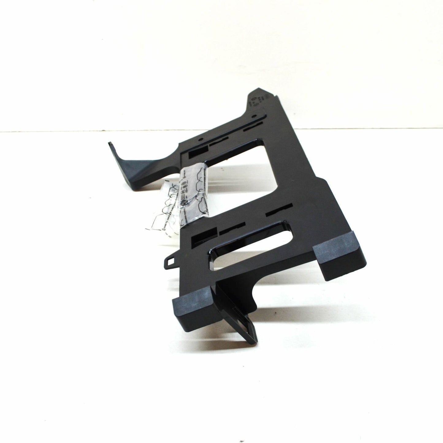 NEW AUDI A5 CABRIO 8W6 REAR LEFT AMPLIFIER BRACKET 8W6907456 ORIGINAL