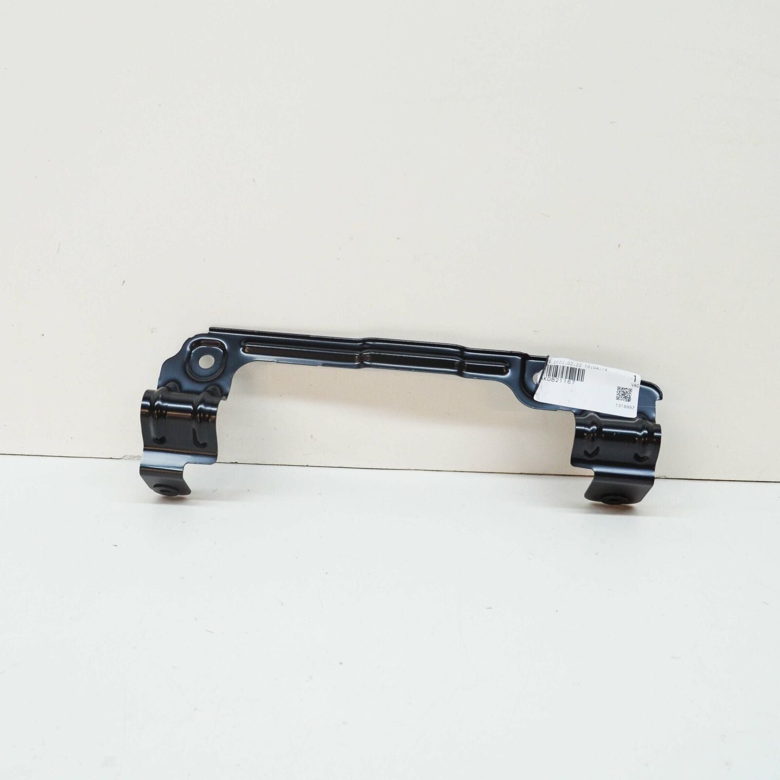 NEW AUDI A6 C8 FRONT LEFT FENDER WING UPPER HOLDER 4K0821167 ORIGINAL