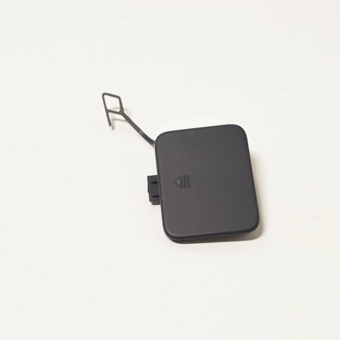 NEW MB M-CLASS W164 FRONT BUMPER TOW HOOK EYE COVER A16488500239999 2008