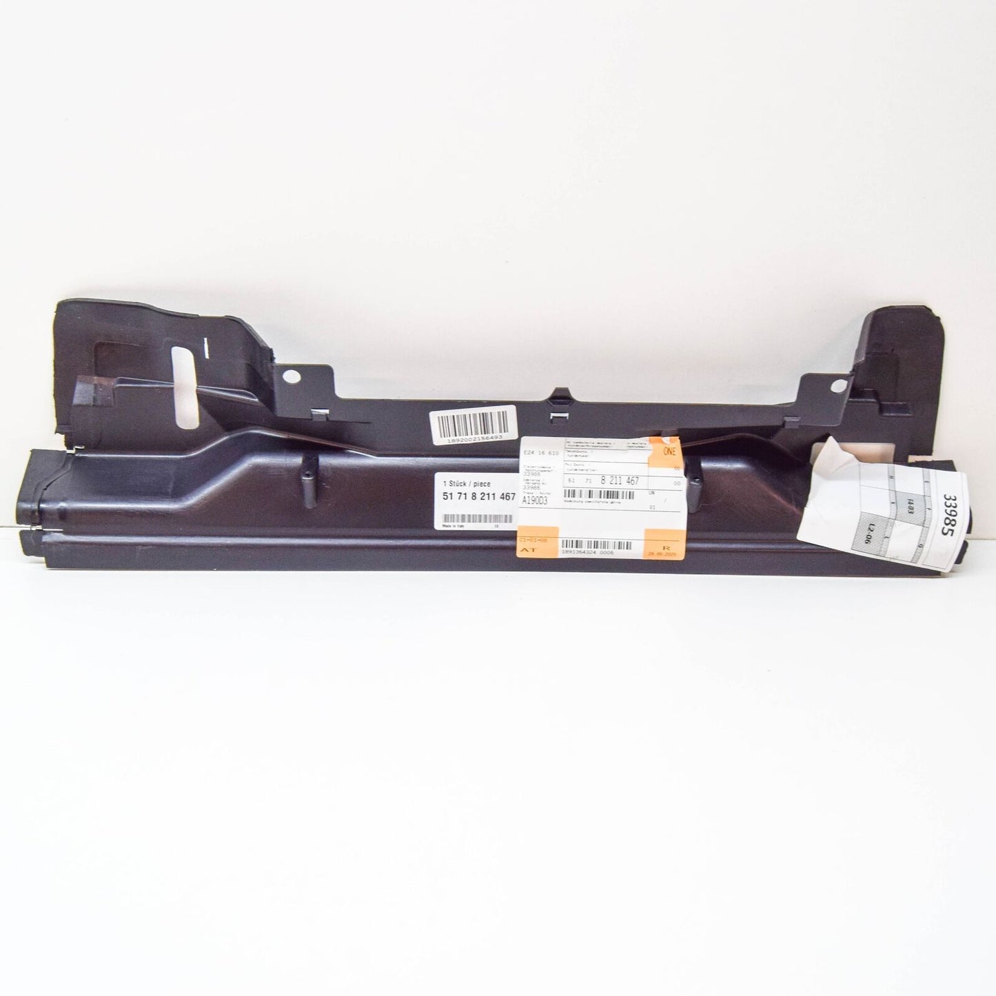 new bmw 3 e46 front center air duct panel 51718211467 8211467 original