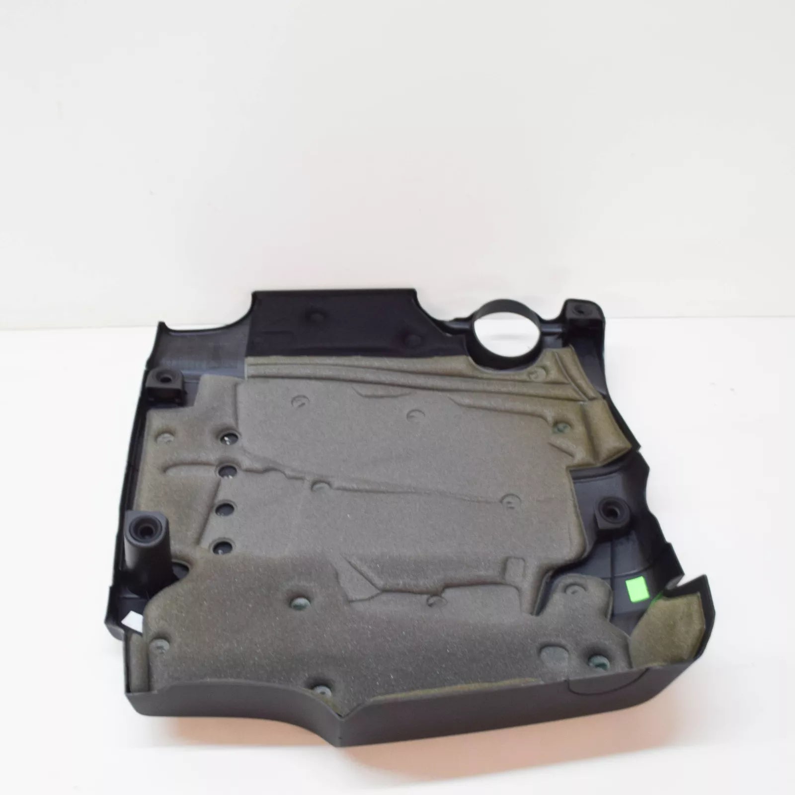 NEW AUDI A4 B8 AVANT ENGINE DECORATIVE COVER 03L103925P ORIGINAL