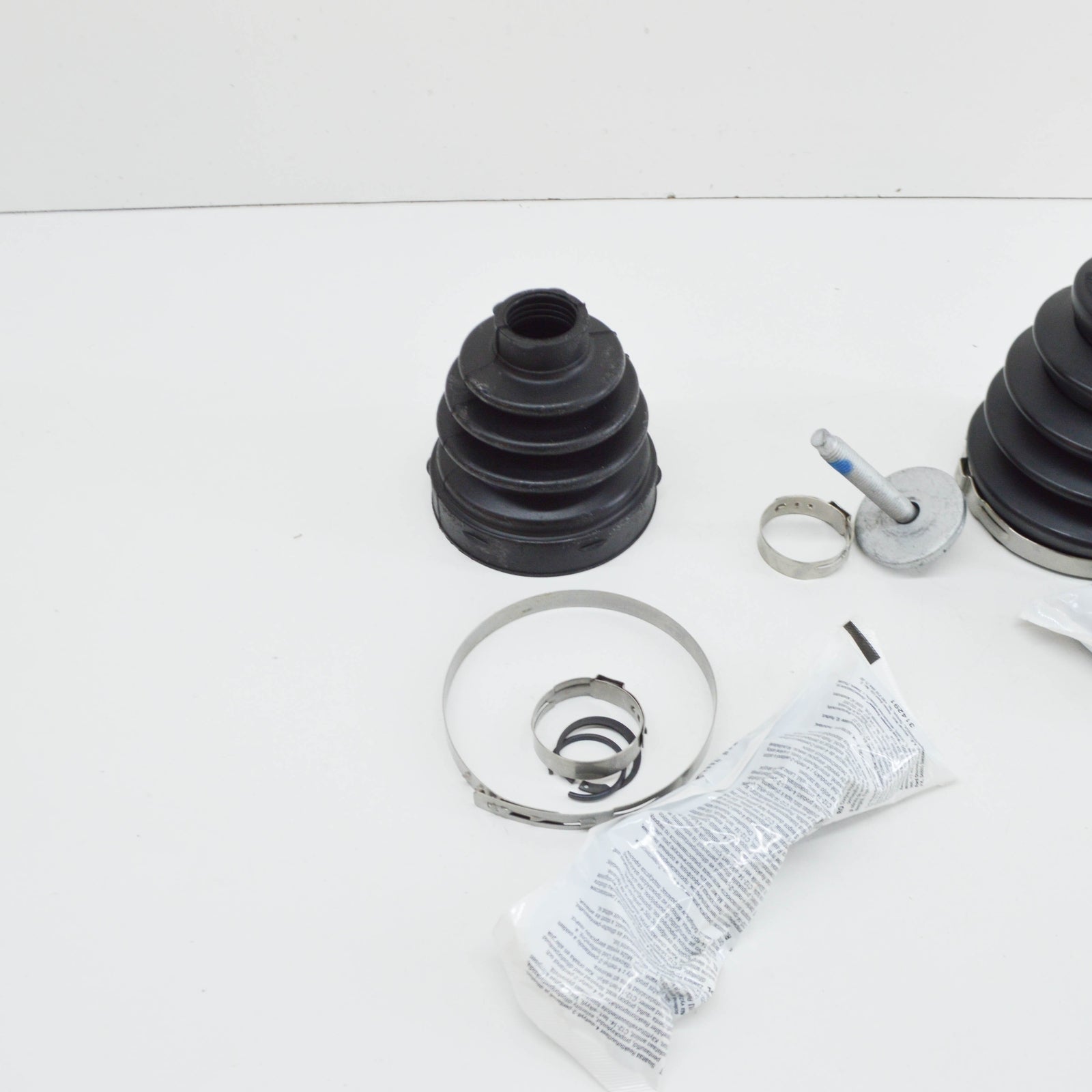 new ford focus c-max front inner and outer boot kit 1526756 original