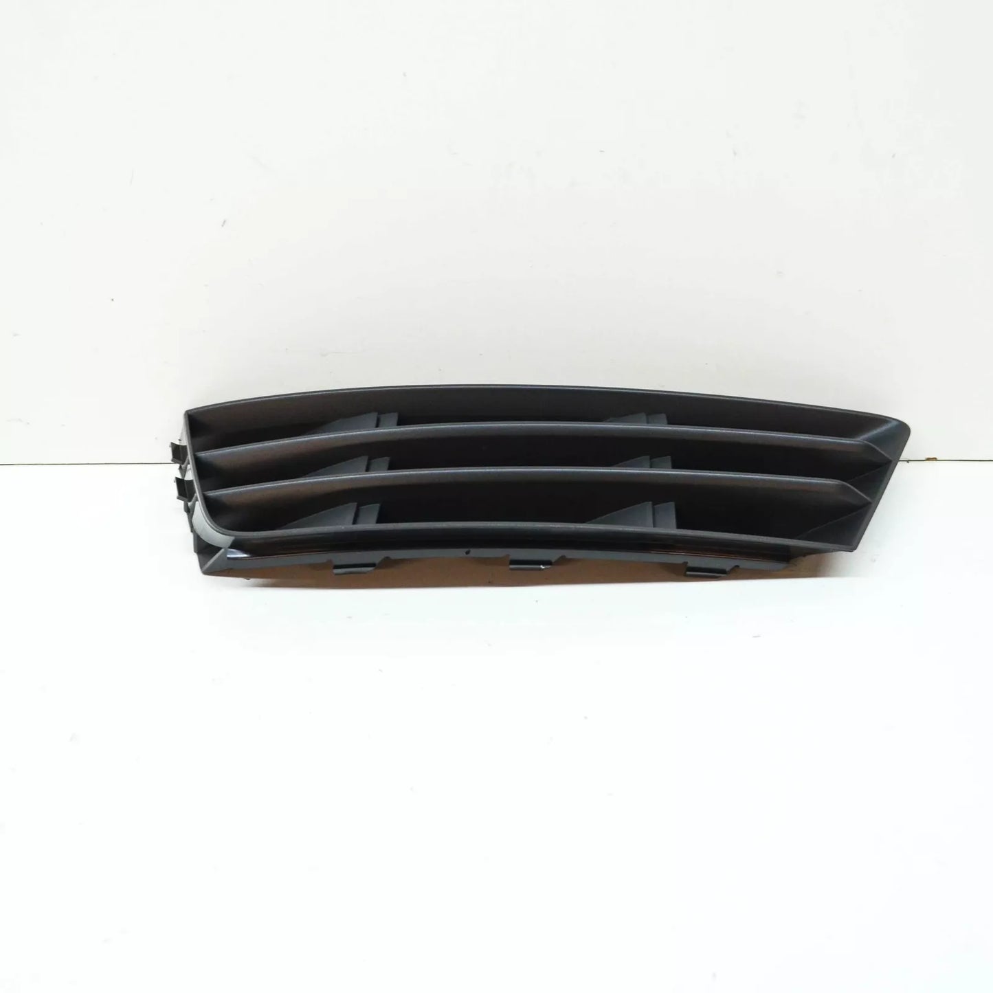 NEW AUDI A4 B9 FRONT BUMPER LEFT VENT GRILLE 8W0807681B9B9