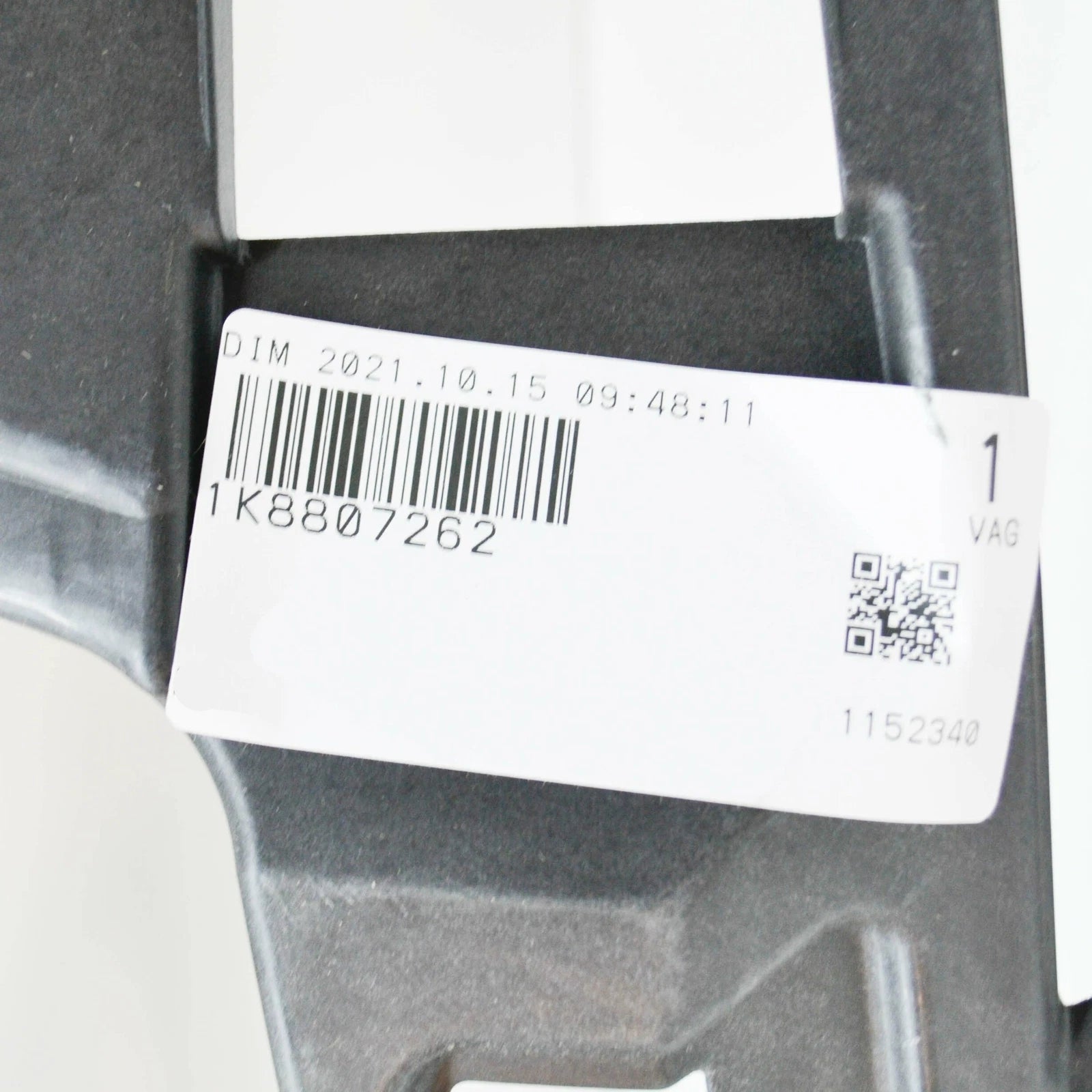 NEW VW SCIROCCO MK3 FRONT RIGHT SIDE FOG LIGHT MOUNTING 1K8807262