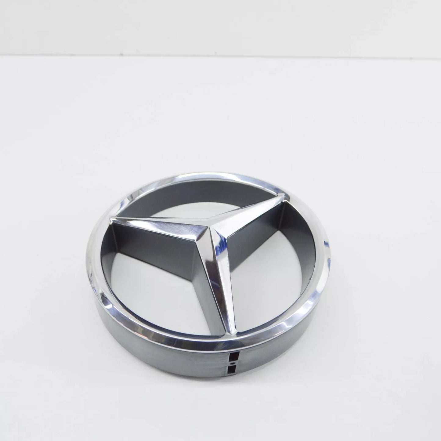 NEW MERCEDES-BENZ SL R107 RADIATOR GRILLE MERCEDES STAR A1078800386 ORIGINAL