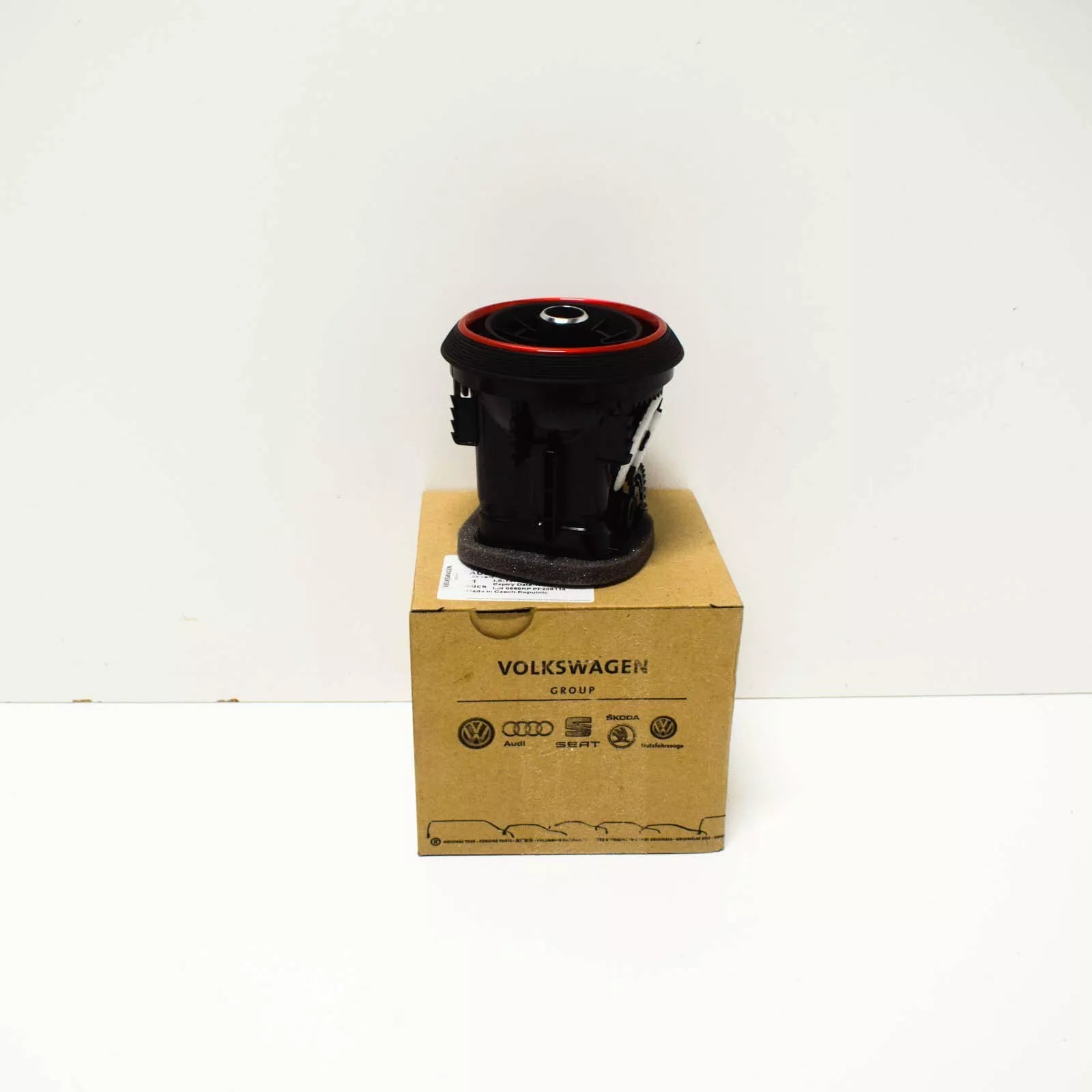 NEW AUDI A3 8V FRONT DASHBOARD AIR VENT 81A820901G KBN