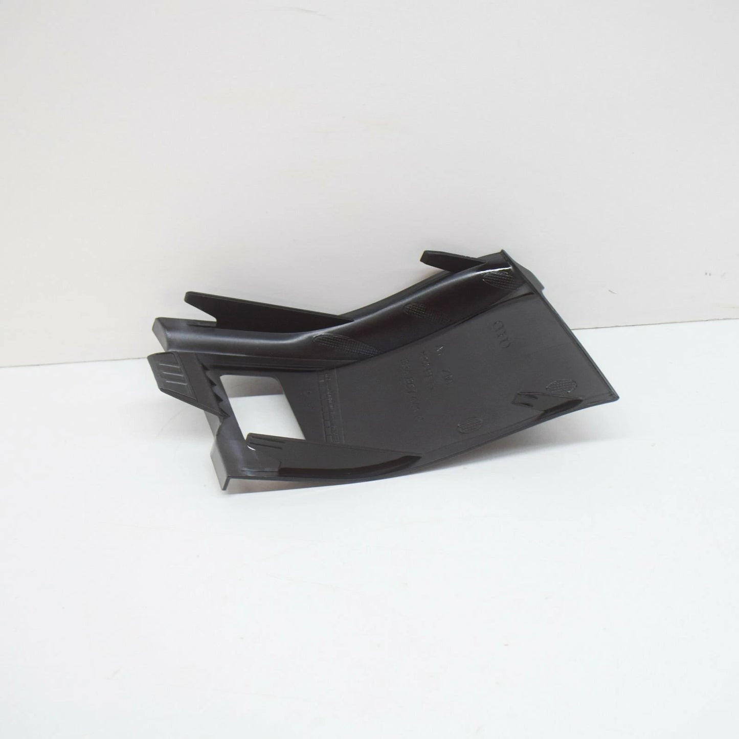 NEW AUDI RS3 SPORTBACK 8P REAR BUMPER TOW EYE COVER 8P4807441DT94