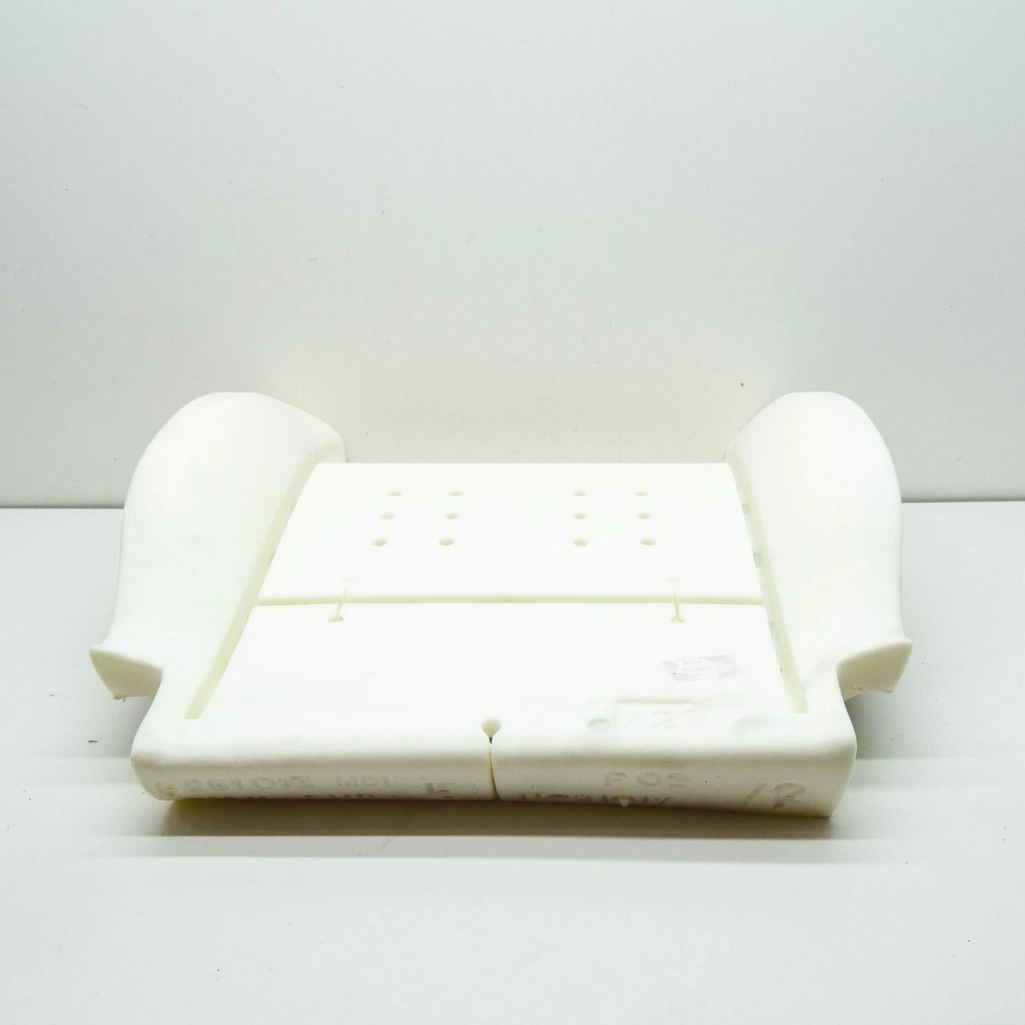 NEW BMW 3 E46 FRONT SEAT BOTTOM FOAM 52108261013 8261013 ORIGINAL