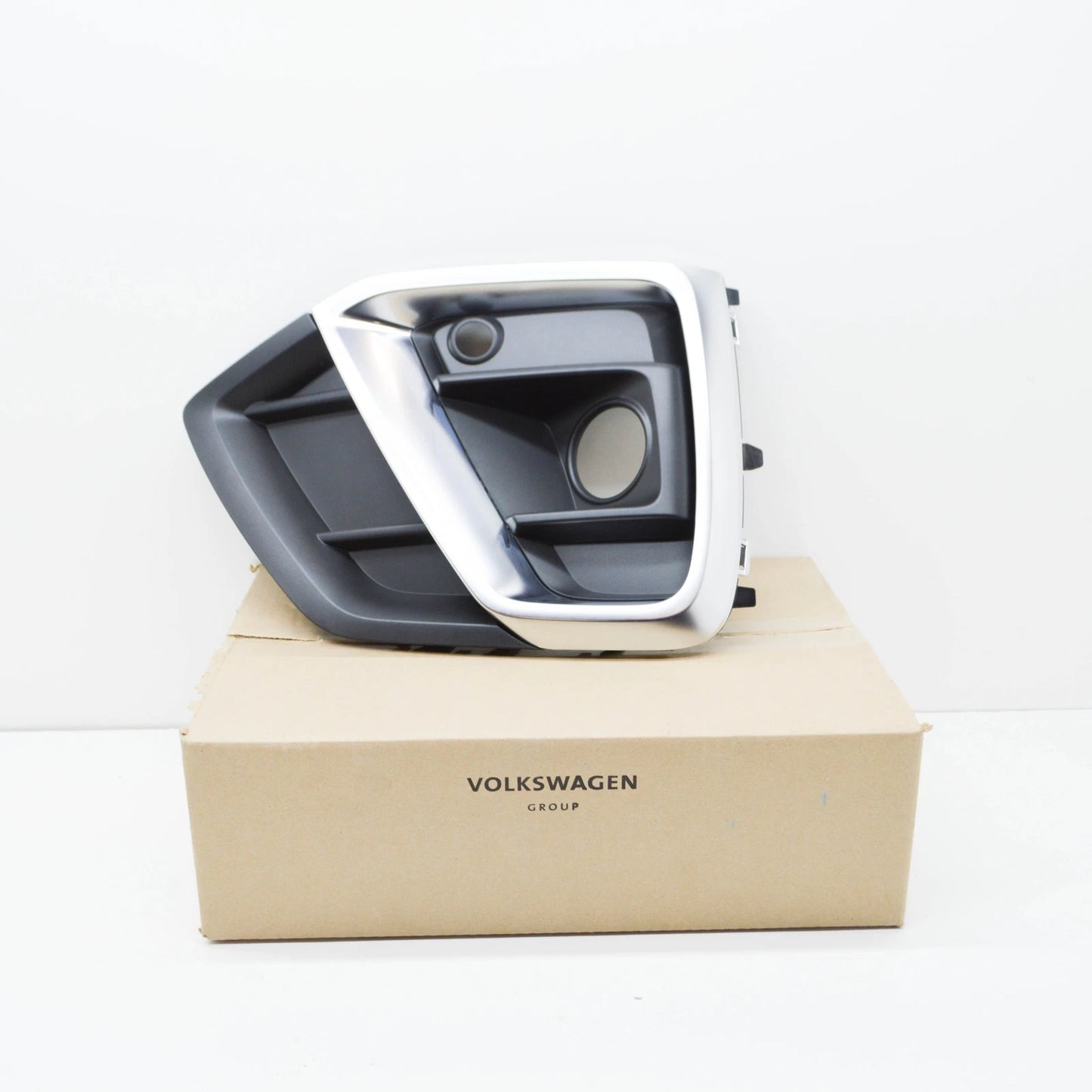 NEW AUDI Q5 FY FRONT RIGHT GRILLE 80A807680AGCOX 80A807680AG COX ORIGINAL