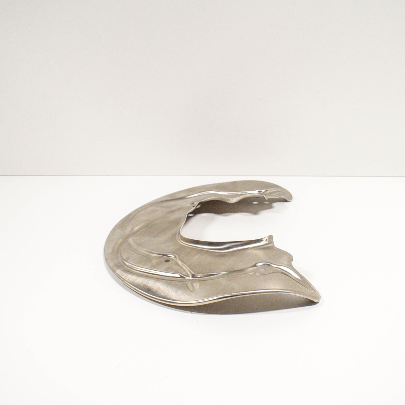 NEW AUDI A4 B9 FRONT BACKING PLATE DUST SPLASH SHIELD 8W0615311E ORIGINAL