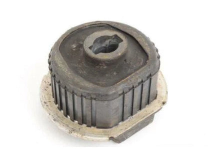 NEW MERCEDES-BENZ CLK C209 REAR SUBFRAME RUBBER BUSHING A2033510942 ORIGINAL