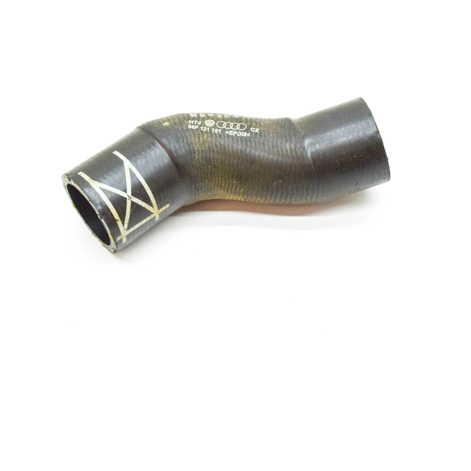 NEW AUDI A3 8P ENGINE COOLANT HOSE 06F121101 ORIGINAL