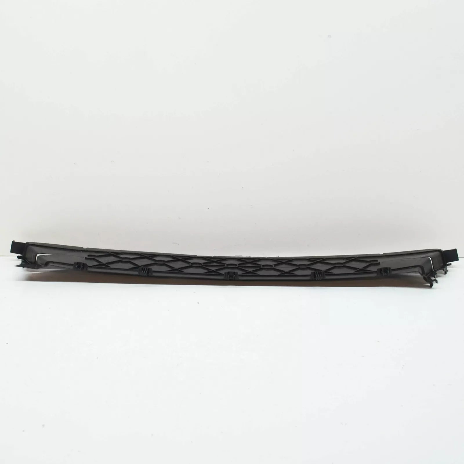 NEW VOLKSWAGEN TIGUAN AD FRONT RADIATOR LOWER COVER 5NA121341H ORIGINAL