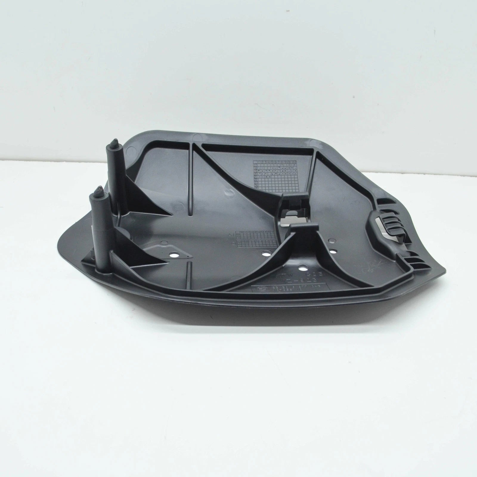 NEW BMW X5 G05 AERO REAR LEFT CONTROL ARM COVER PANEL 33306877043 ORIGINAL