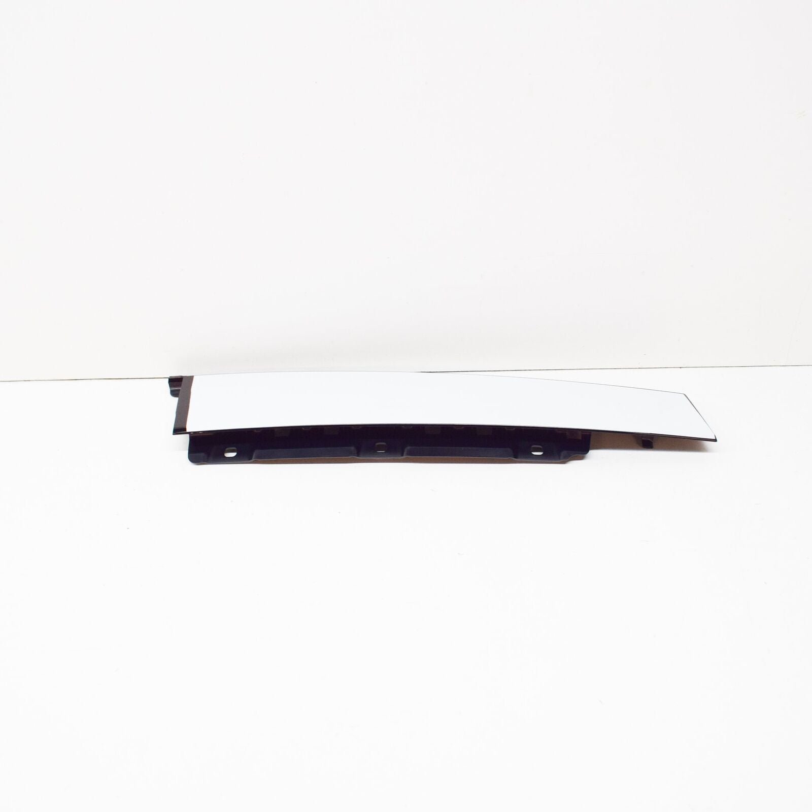 NEW AUDI Q3 F3 REAR LEFT DOOR VERTICAL TRIM 83F8399015FQ 2020 ORIGINAL