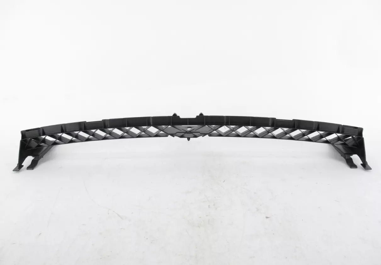 NEW VOLKSWAGEN JETTA A6 FRONT BUMPER CENTER GUIDE SECTION 5C6805706J ORIGINAL