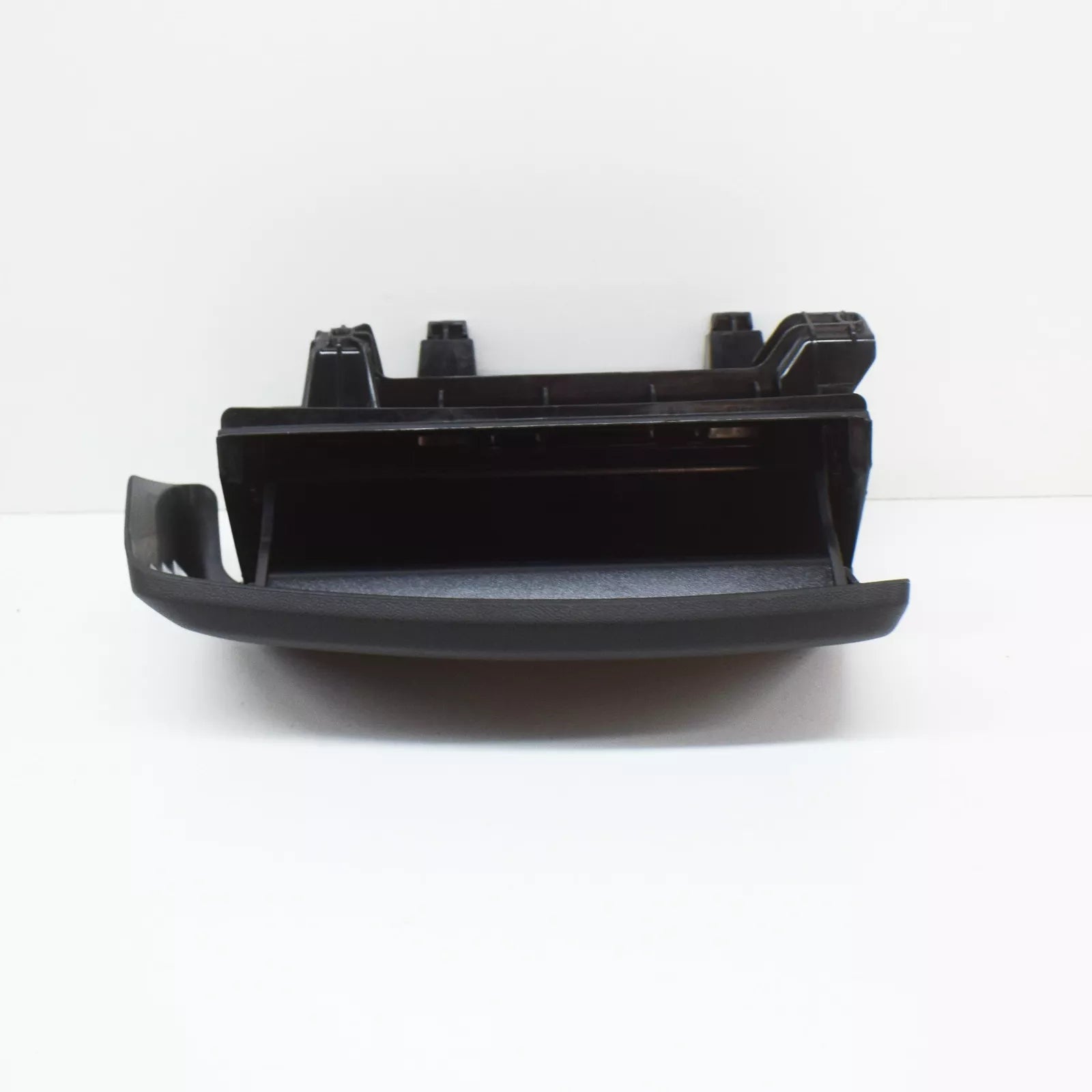 NEW AUDI A1 GB FRONT RIGHT UNDER SEAT STOWAGE BOX 81A8826024PK