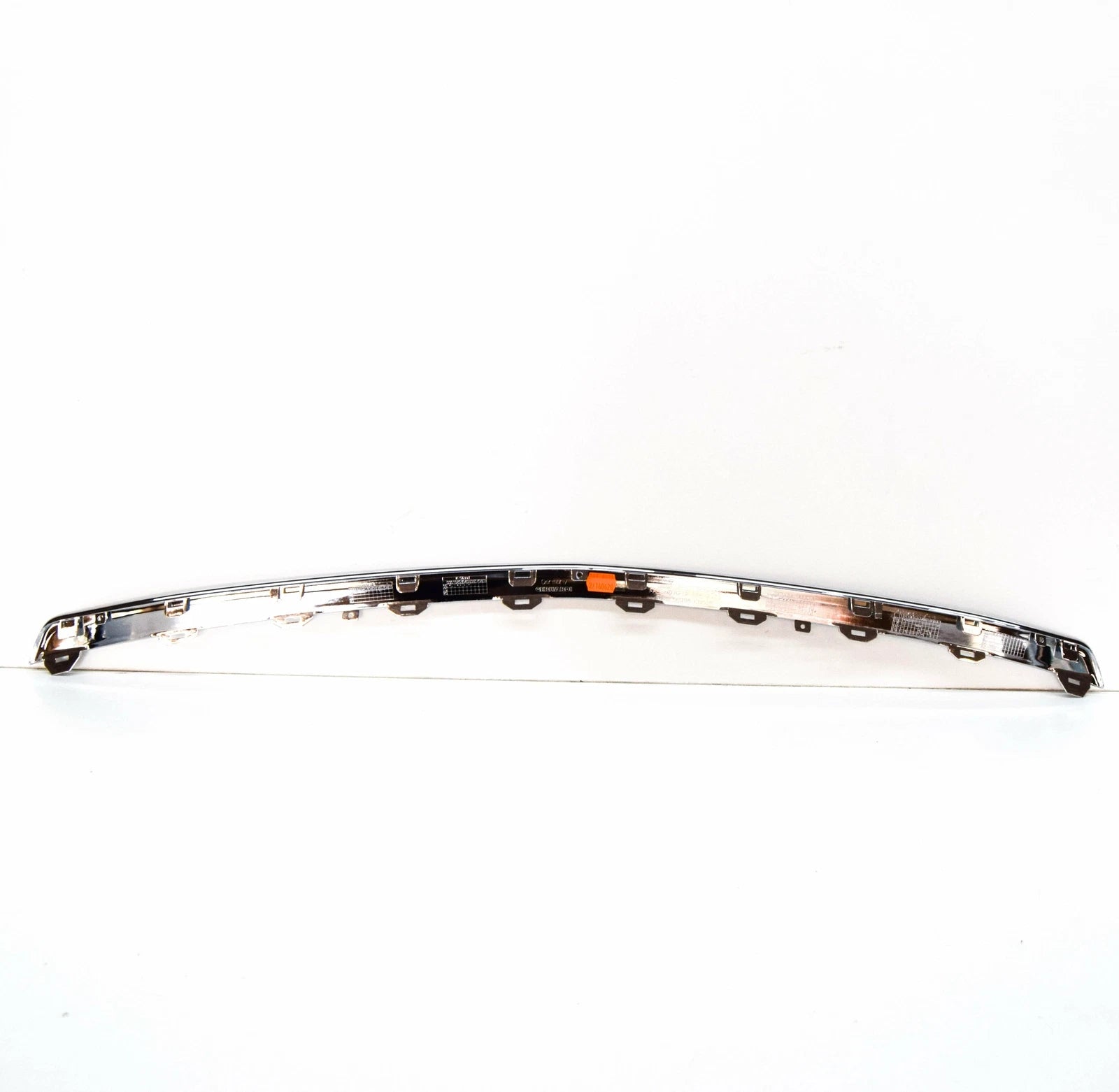 NEW MB E-CLASS W212 FRONT BUMPER CENTER CHROME TRIM A2128852474 2015