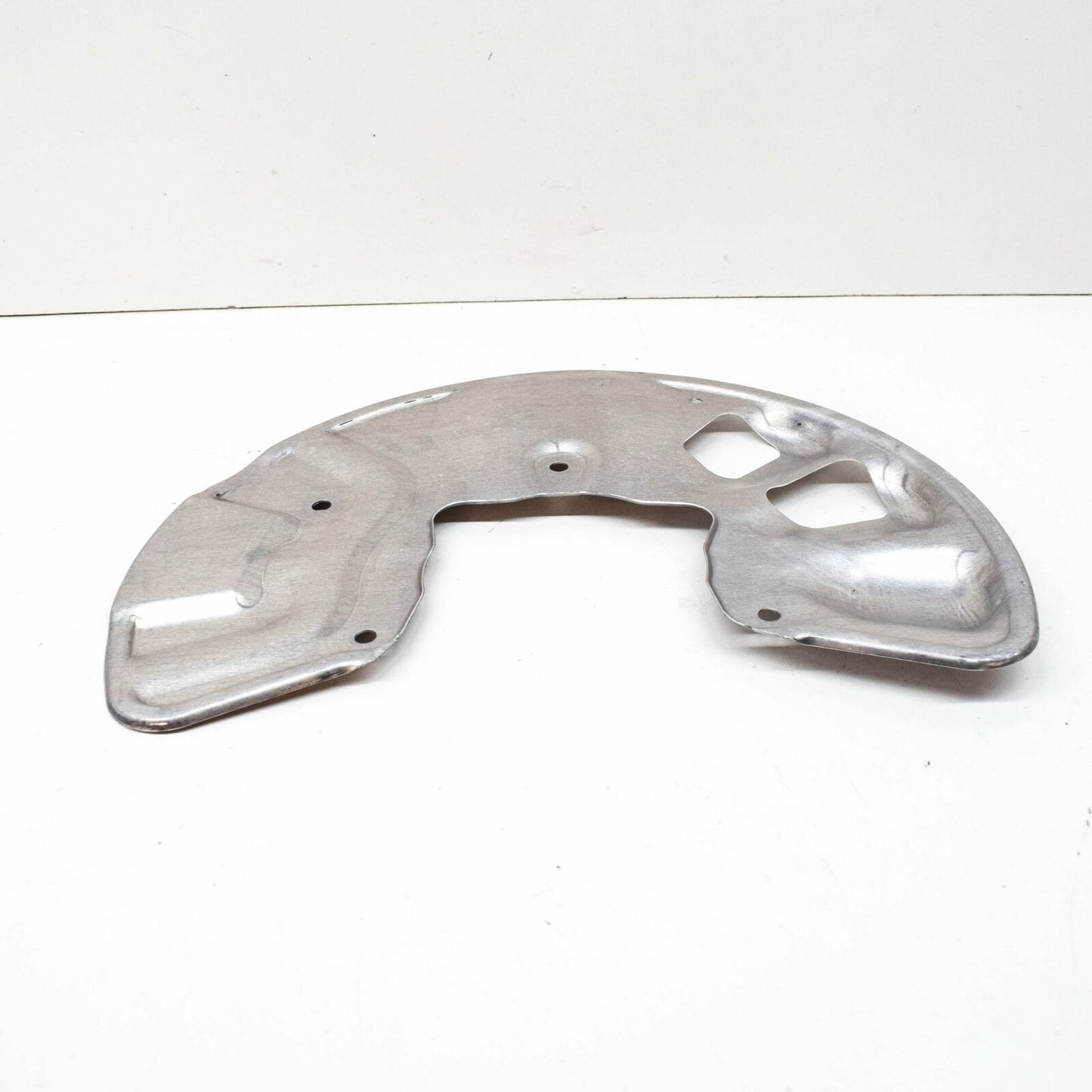 NEW MB GLE COUPE C292 FRONT LEFT BRAKE DISC PROTECTION A2924210320 ORIGINAL