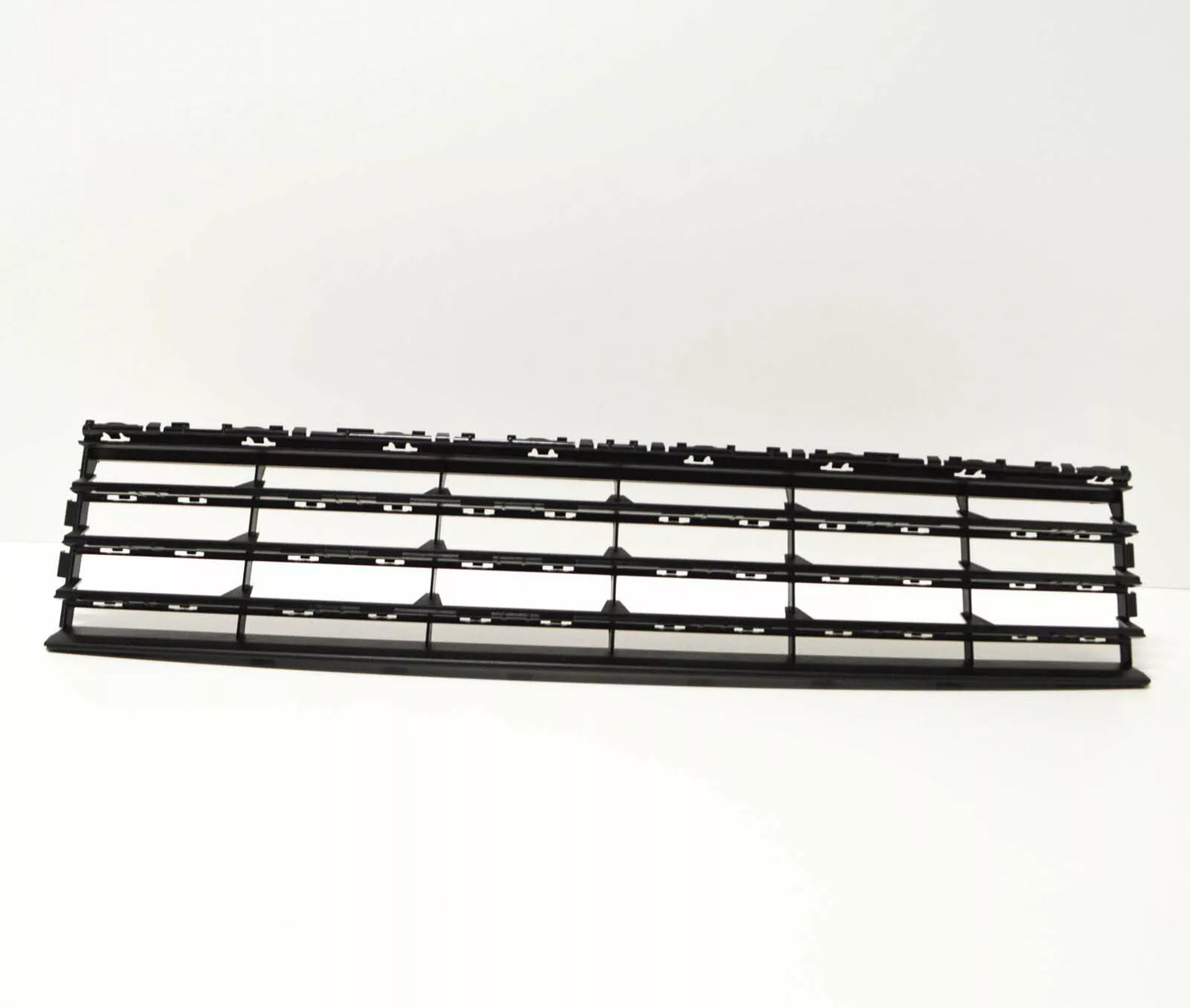 NEW VW PASSAT B7 R-LINE FRONT BUMPER CENTER VENT GRILLE 3AA853677C9B9