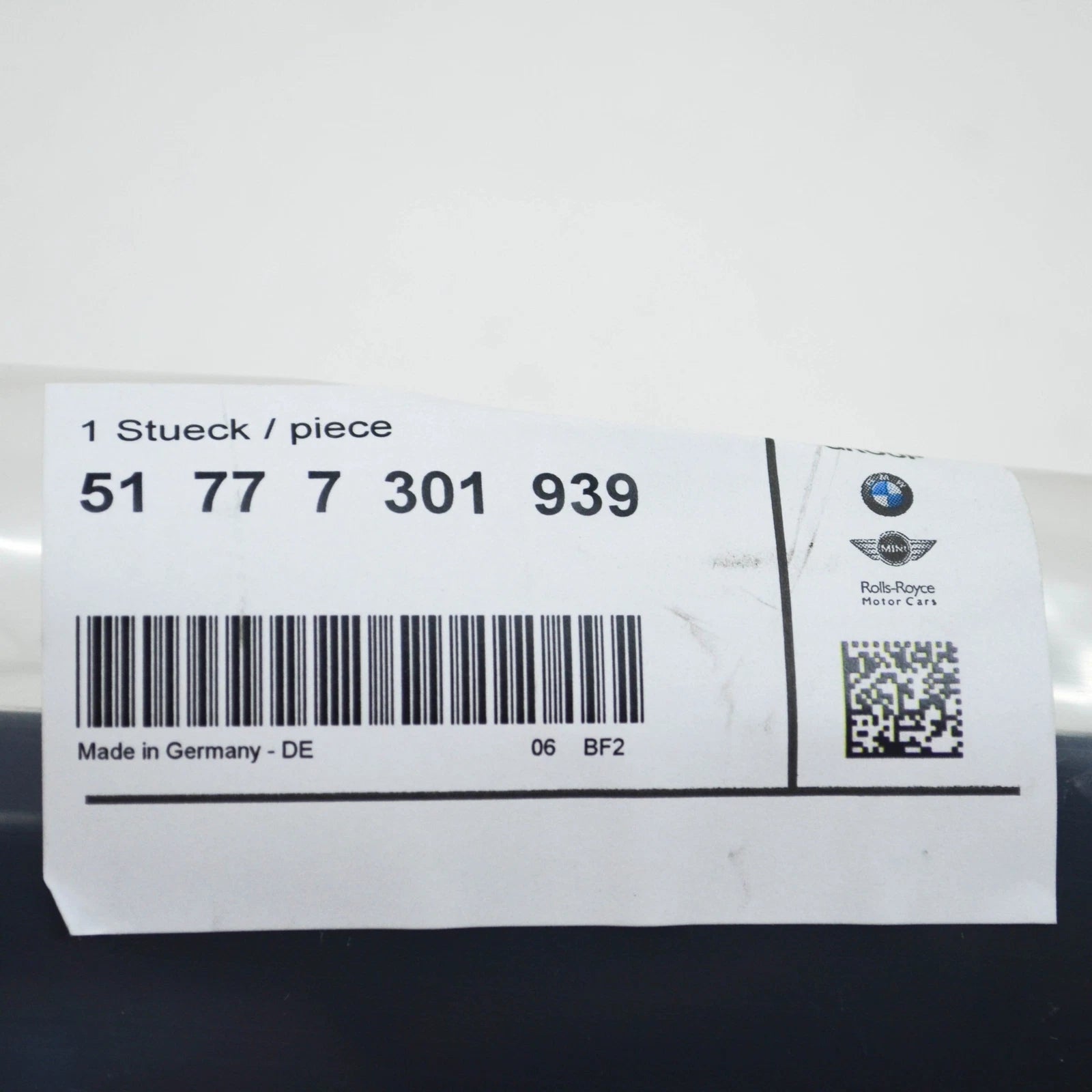 NEW BMW 2 GRAN TOURER F46 FRONT LEFT SIDE SIDESKIRT HOLDER 51777301939 ORIGINAL