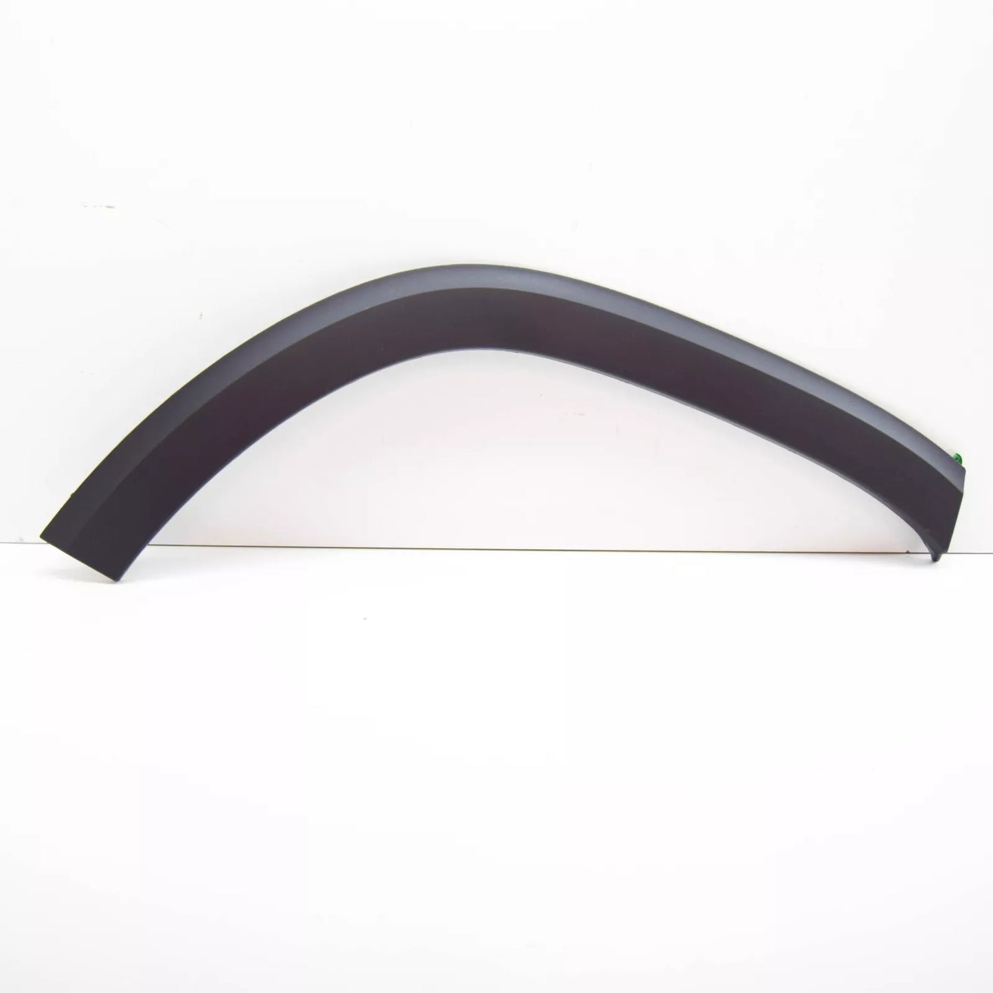 NEW MB GLB X247 REAR RIGHT REARWARD WHEEL ARCH MOLDING A2478850322 ORIGINAL