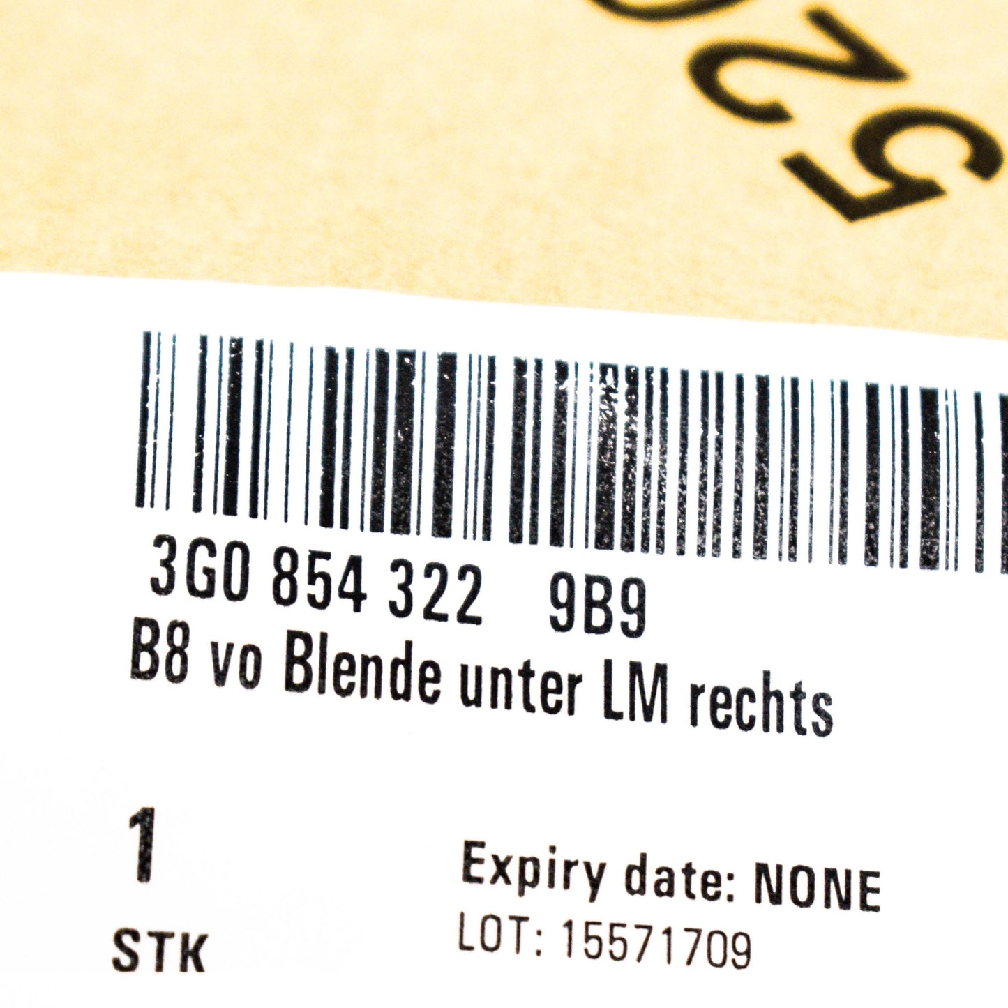 NEW VW PASSAT B8 FRONT BUMPER RIGHT SIDE STRIP 3G0854322 3G08543229B9 ORIGINAL