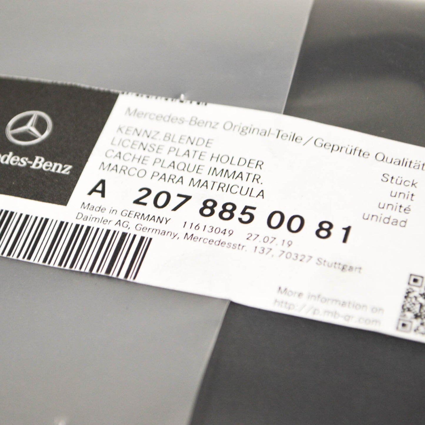 NEW MERCEDES-BENZ E-CLASS COUPE C207 FRONT LICENSE PLATE HOLDER A2078850081