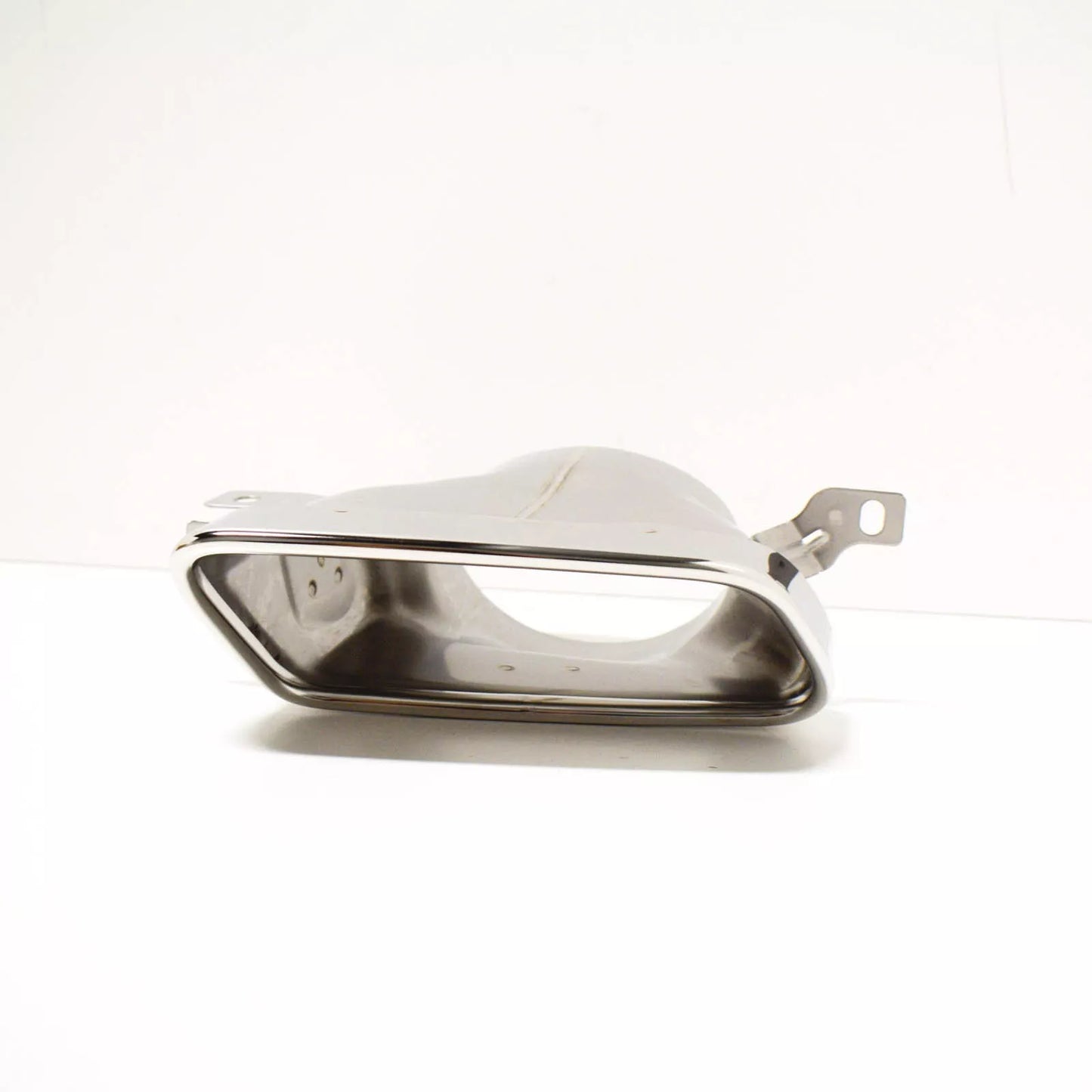 NEW MERCEDES-BENZ GLK-CLASS X204 RIGHT EXHAUST COVER A2074902027 ORIGINAL