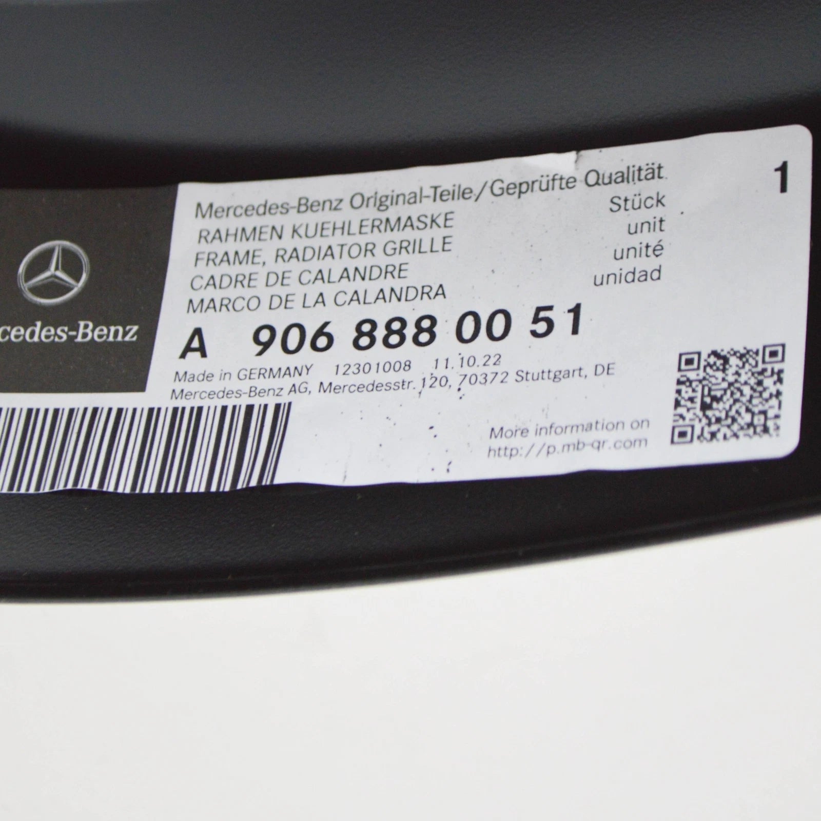 NEW MB SPRINTER 906 FRONT BUMPER RADIATOR GRILLE FRAME A9068880051 ORIGINAL