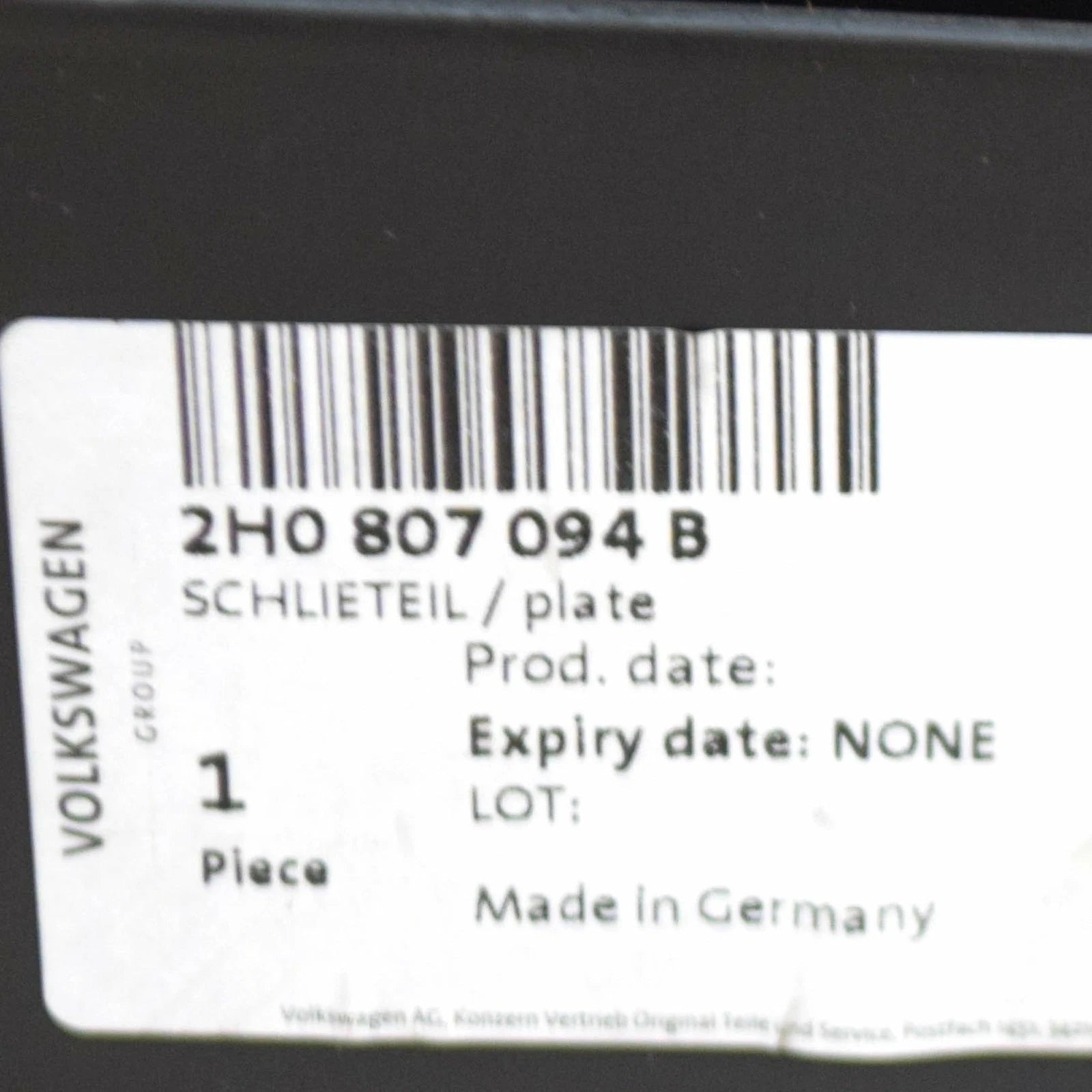 NEW VW AMAROK 2H FRONT BUMPER CLOSING ELEMENT 2H0807094B ORIGINAL