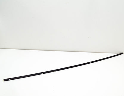 new skoda kamiq left windshield retaining strip 657854541 original