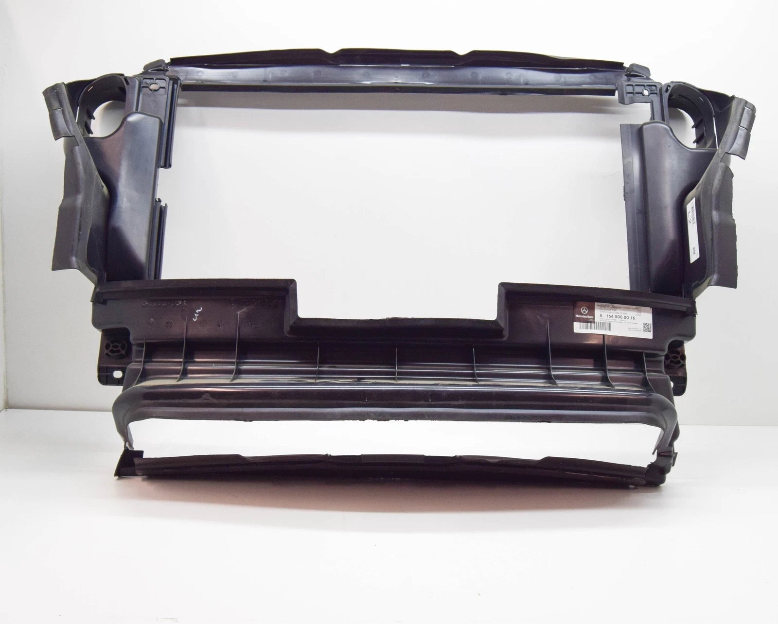 NEW MERCEDES-BENZ ML W164 AIR DEFLECTOR SHEILD BAFFLE A1645000016 ORIGINAL