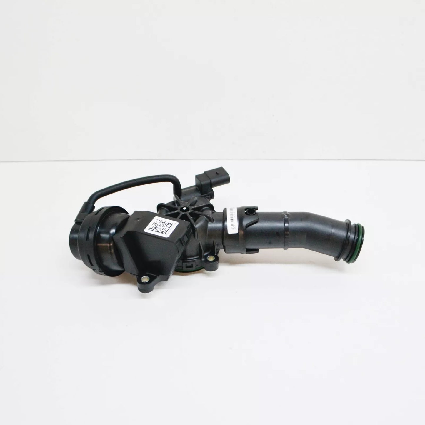 NEW AUDI A7 SPORTBACK 4G FRONT COOLANT SWITCHING VALVE 079121678K ORIGINAL