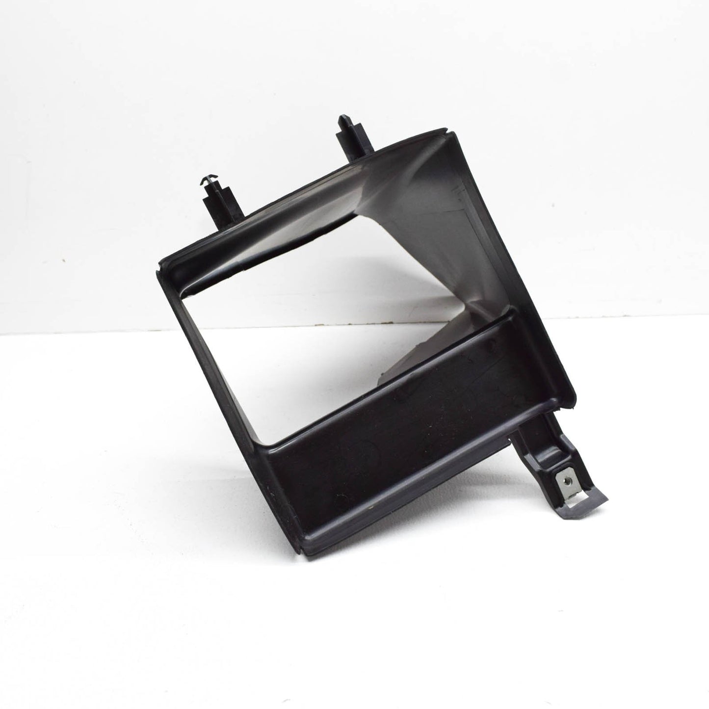 new bmw m8 cabrio f91 right radiator air duct 51748059690 8059690 original