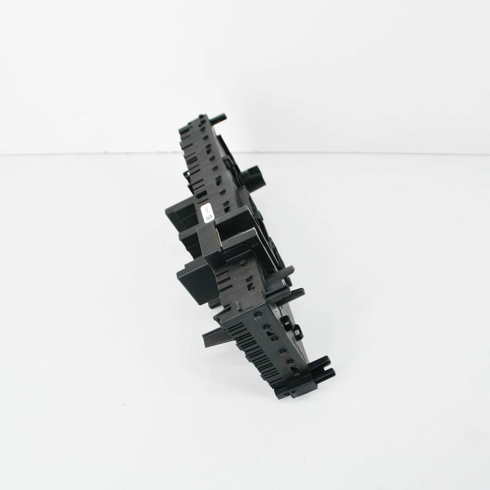 NEW MERCEDES-BENZ E W213 FUSE AND RELAY BOX SRB RELAY A2139068901 ORIGINAL