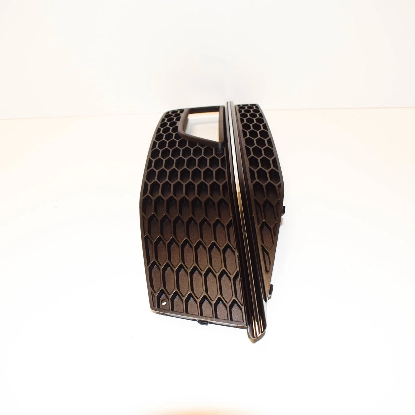 NEW AUDI A4 AVANT FRONT LEFT LOWER GRILL 8K0807681L01C