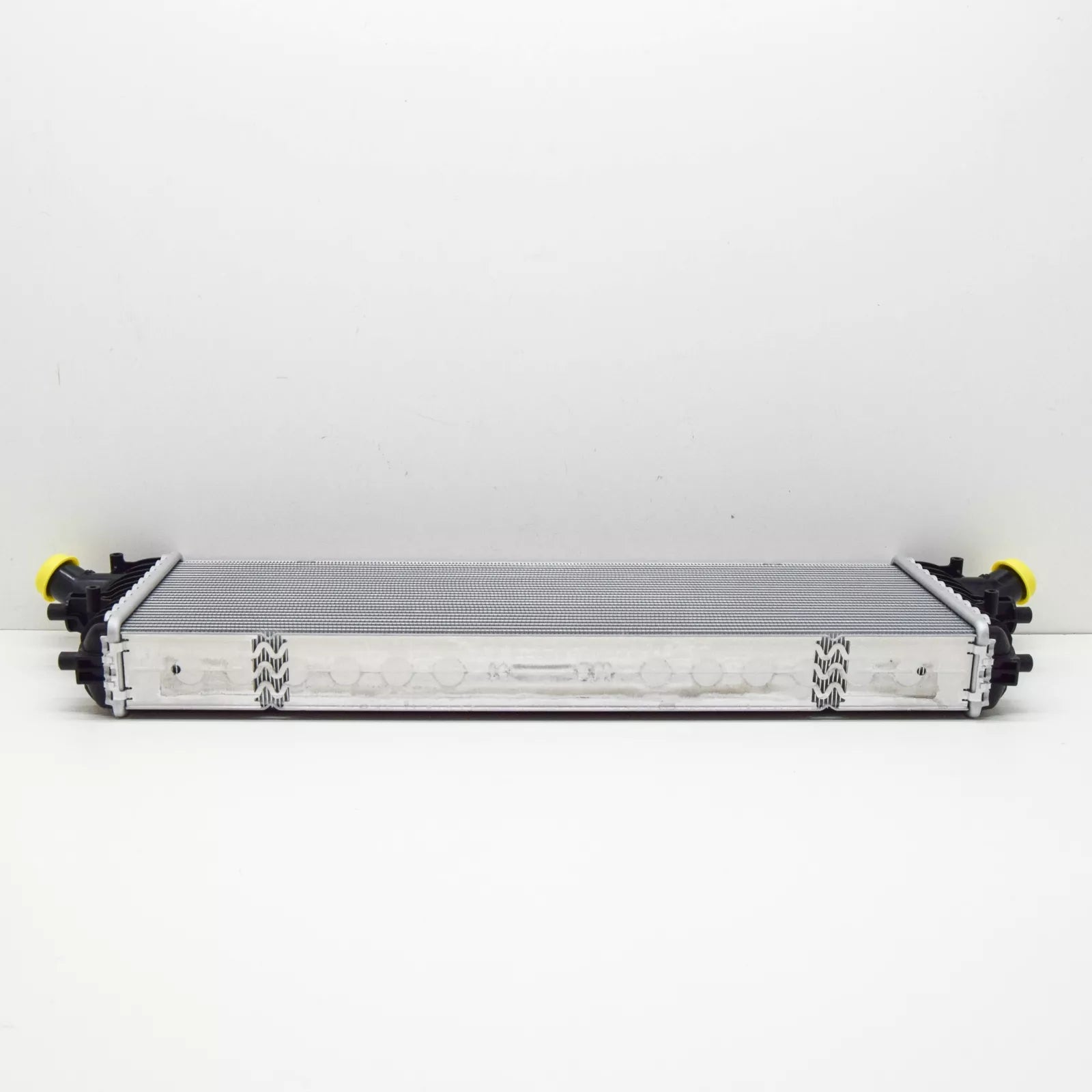 NEW AUDI R8 4S CENTER ENGINE COOLER FOR COOLANT 4S0121254B ORIGINAL