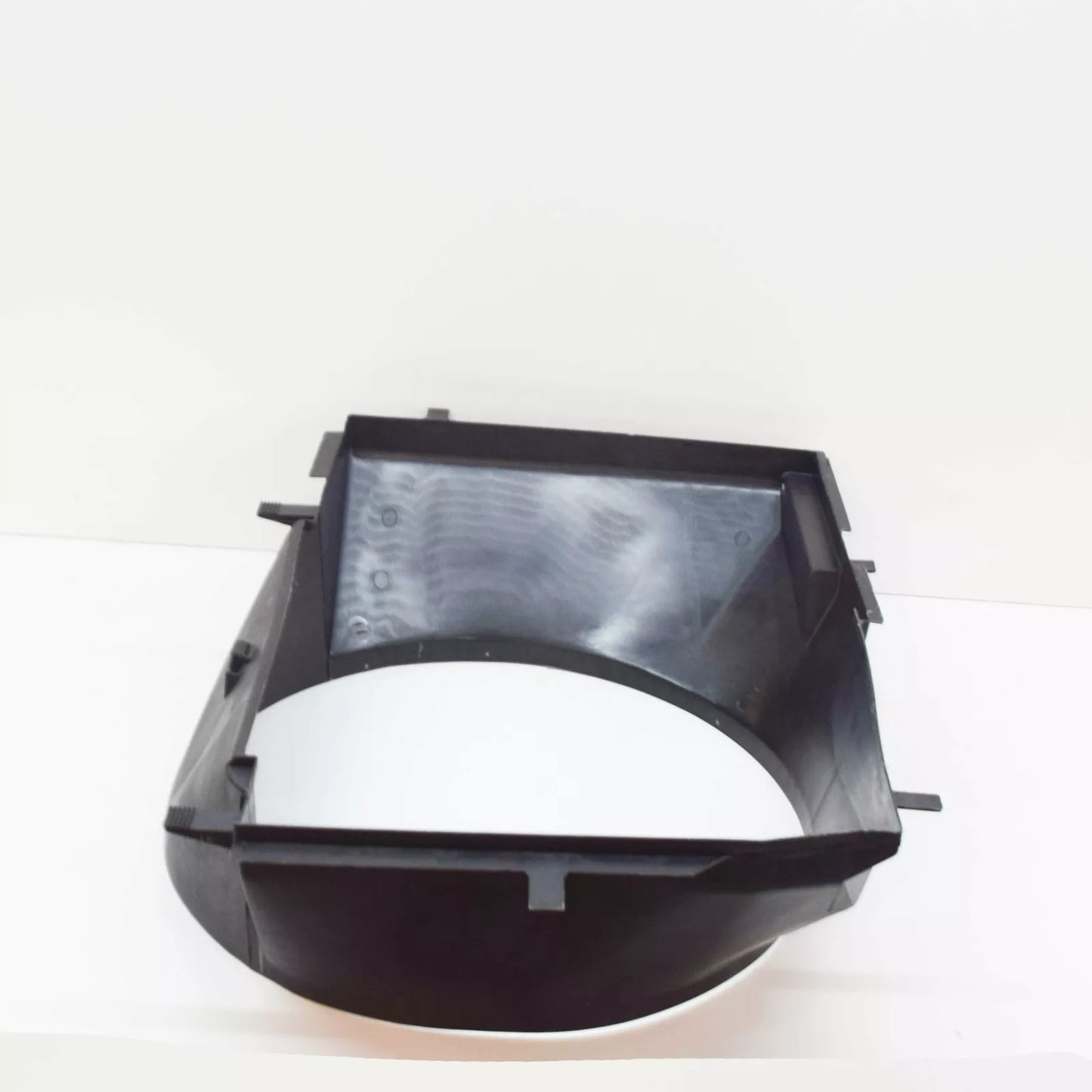 NEW MERCEDES-BENZ C-CLASS W202 FAN SHROUD A2025052155 ORIGINAL