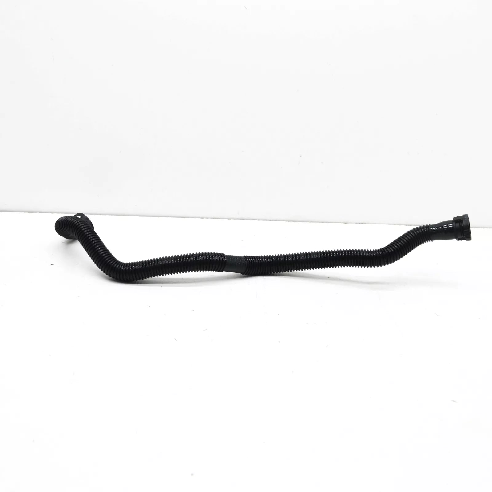 NEW AUDI A4 AVANT B8 SECONDARY AIR INJECTION CONNECTING HOSE 06E133817J