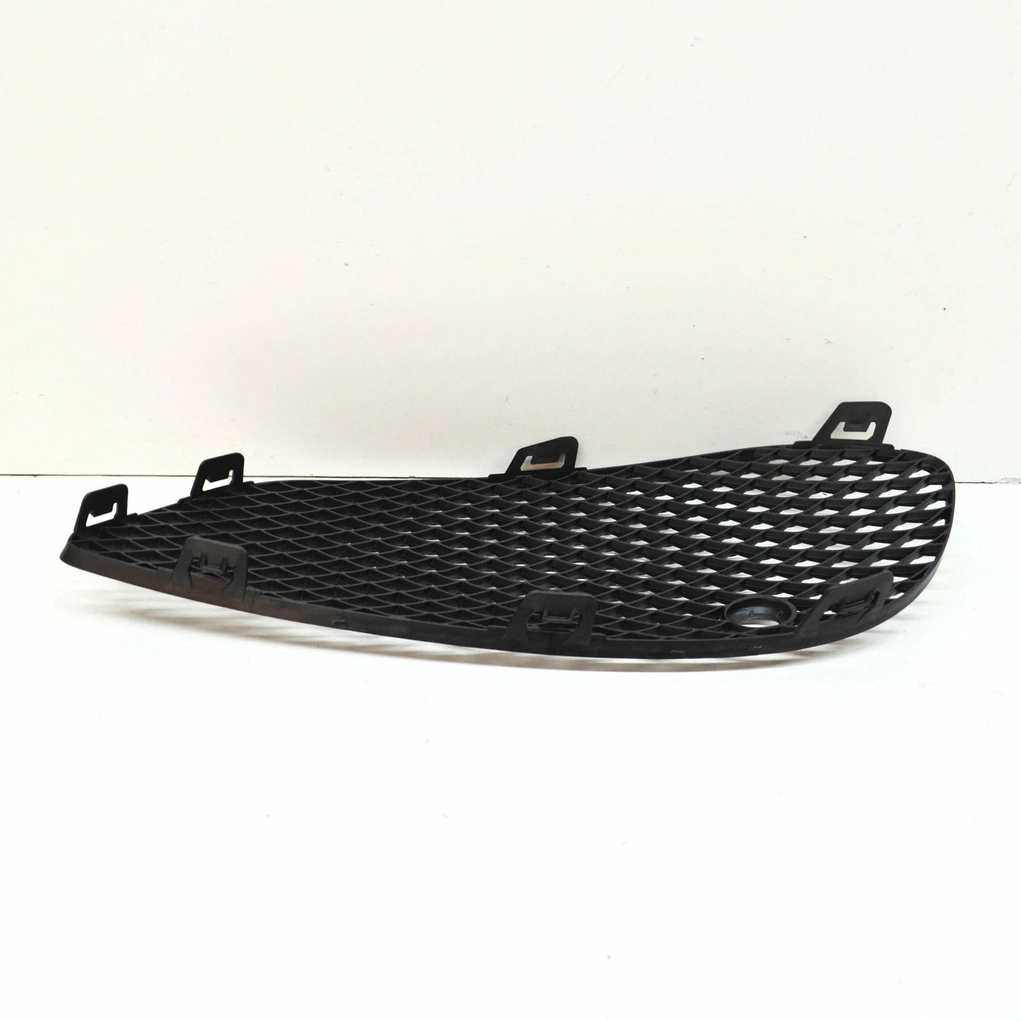 NEW MERCEDES-BENZ C-CLASS W205 FRONT BUMPER LEFT GRILLE A2058852523 2016